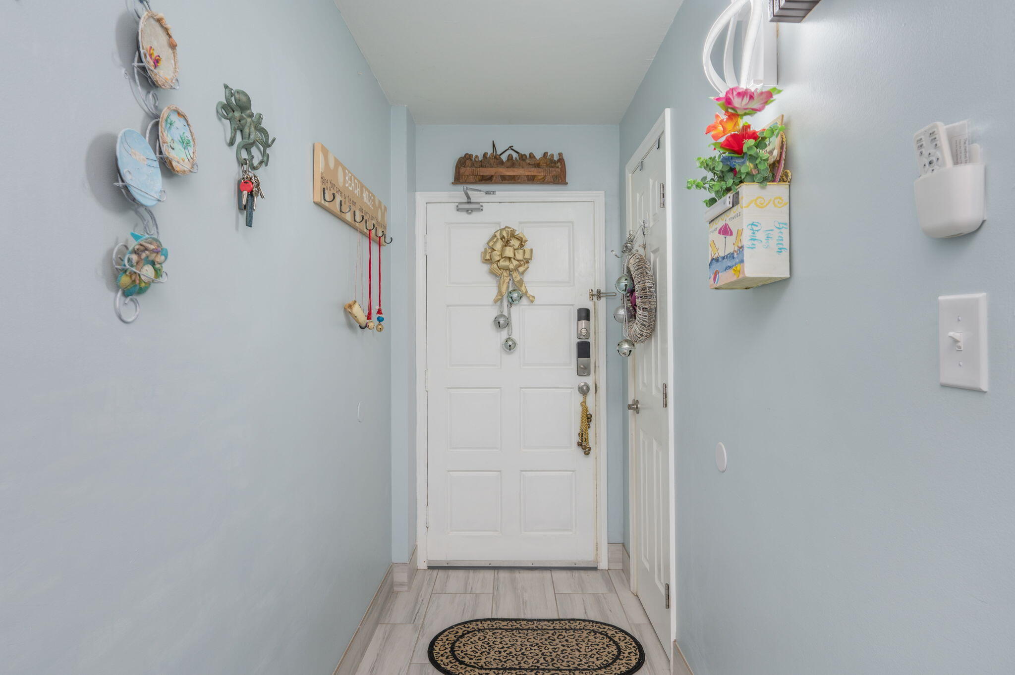 REGENCY TOWERS - Residential