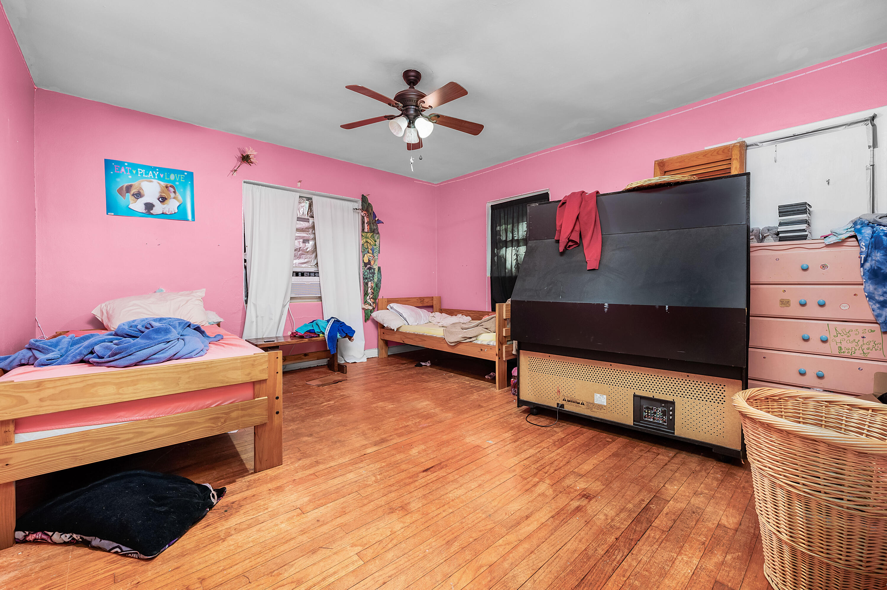 VILLA RUSS PARK - Residential