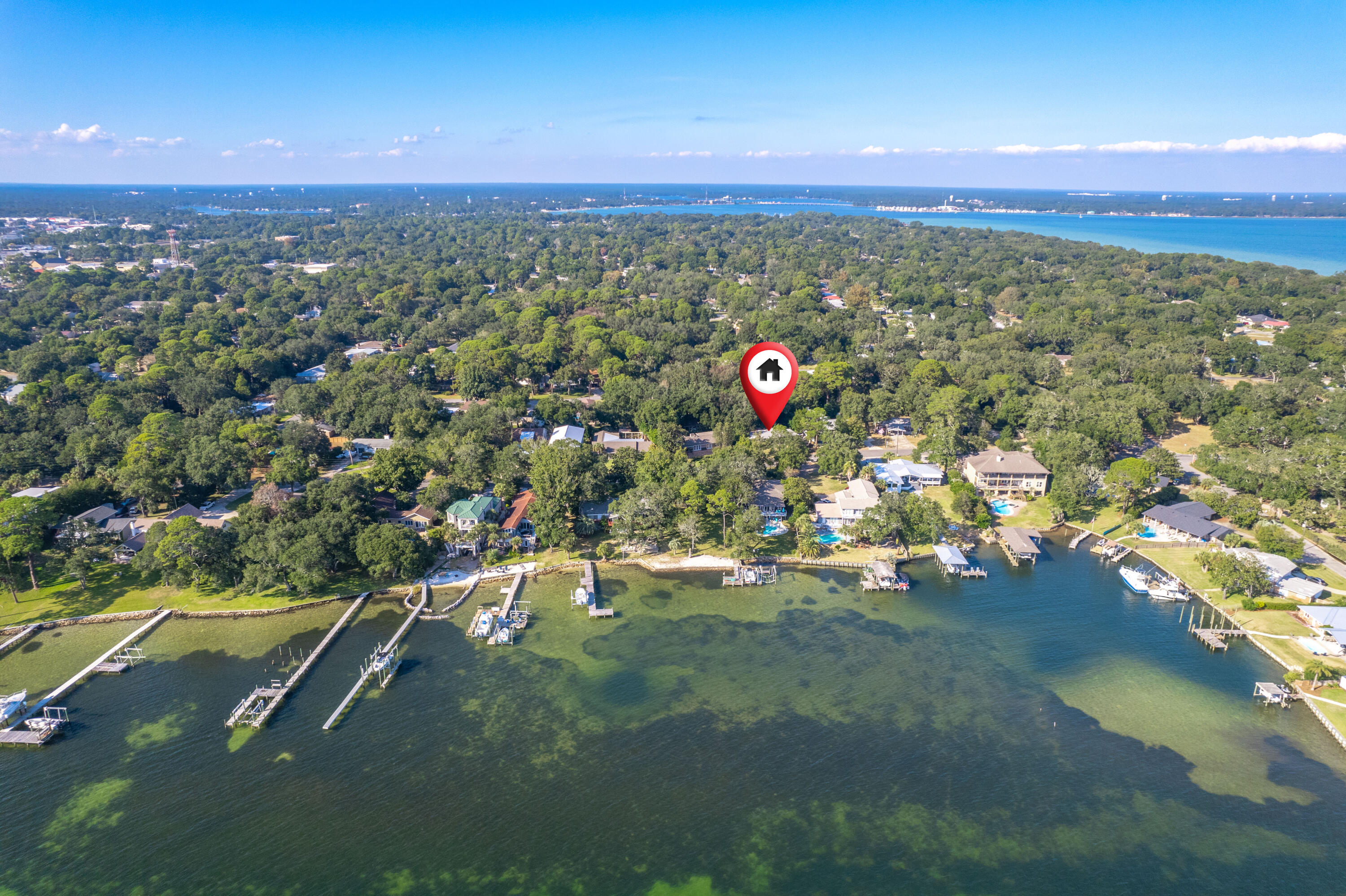 VILLA RUSS PARK - Residential