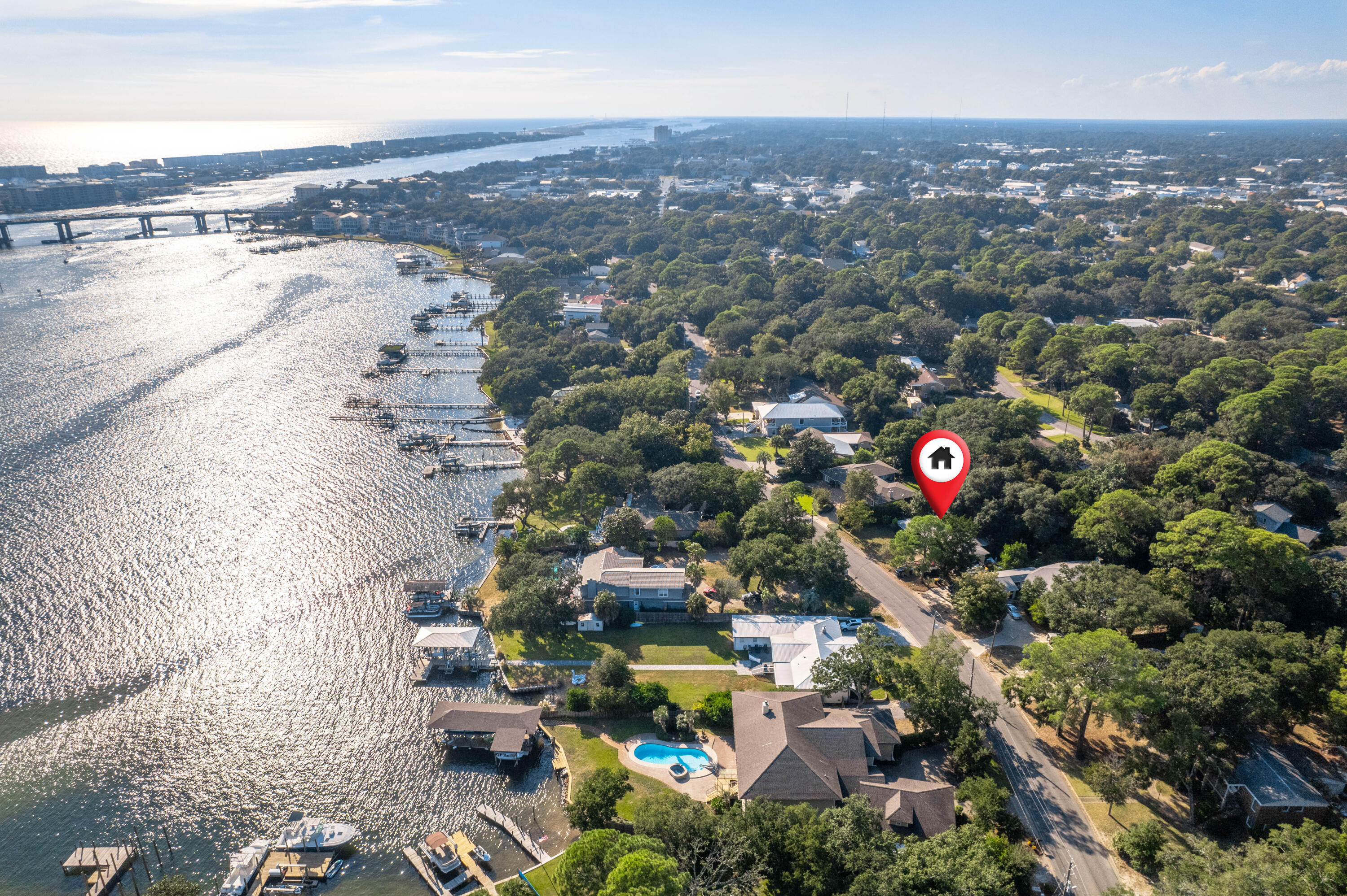 VILLA RUSS PARK - Residential