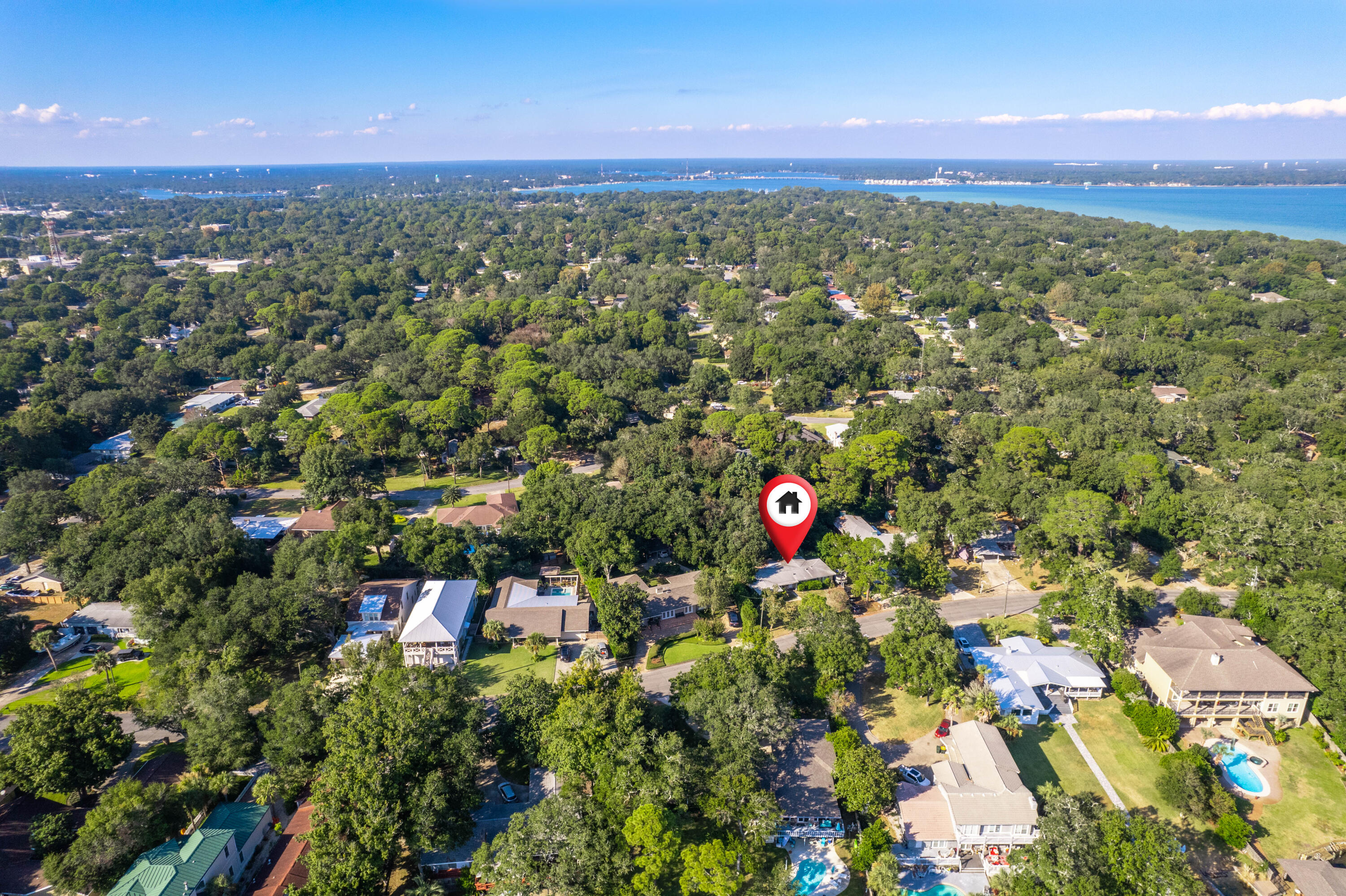 VILLA RUSS PARK - Residential