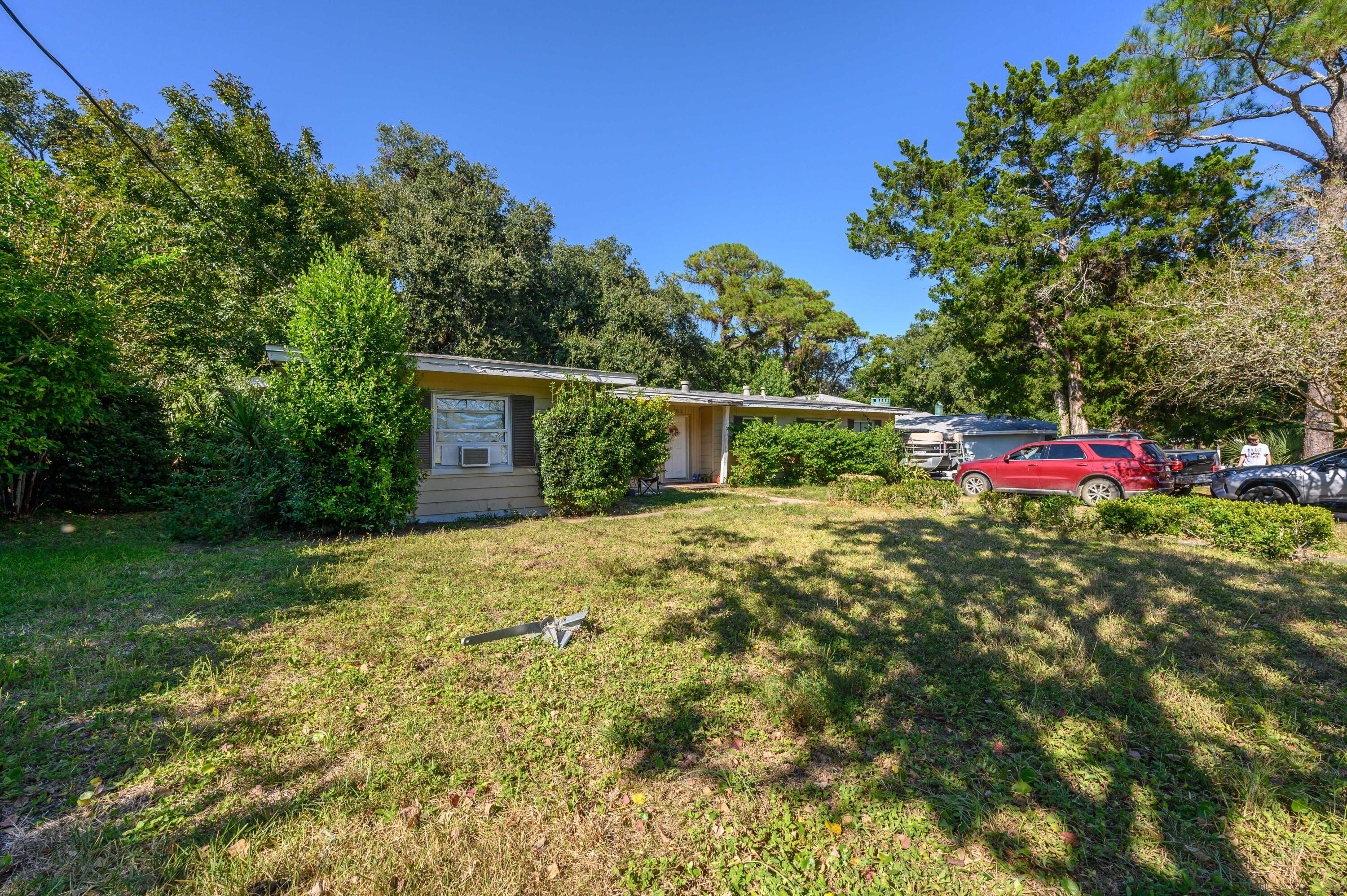 VILLA RUSS PARK - Residential