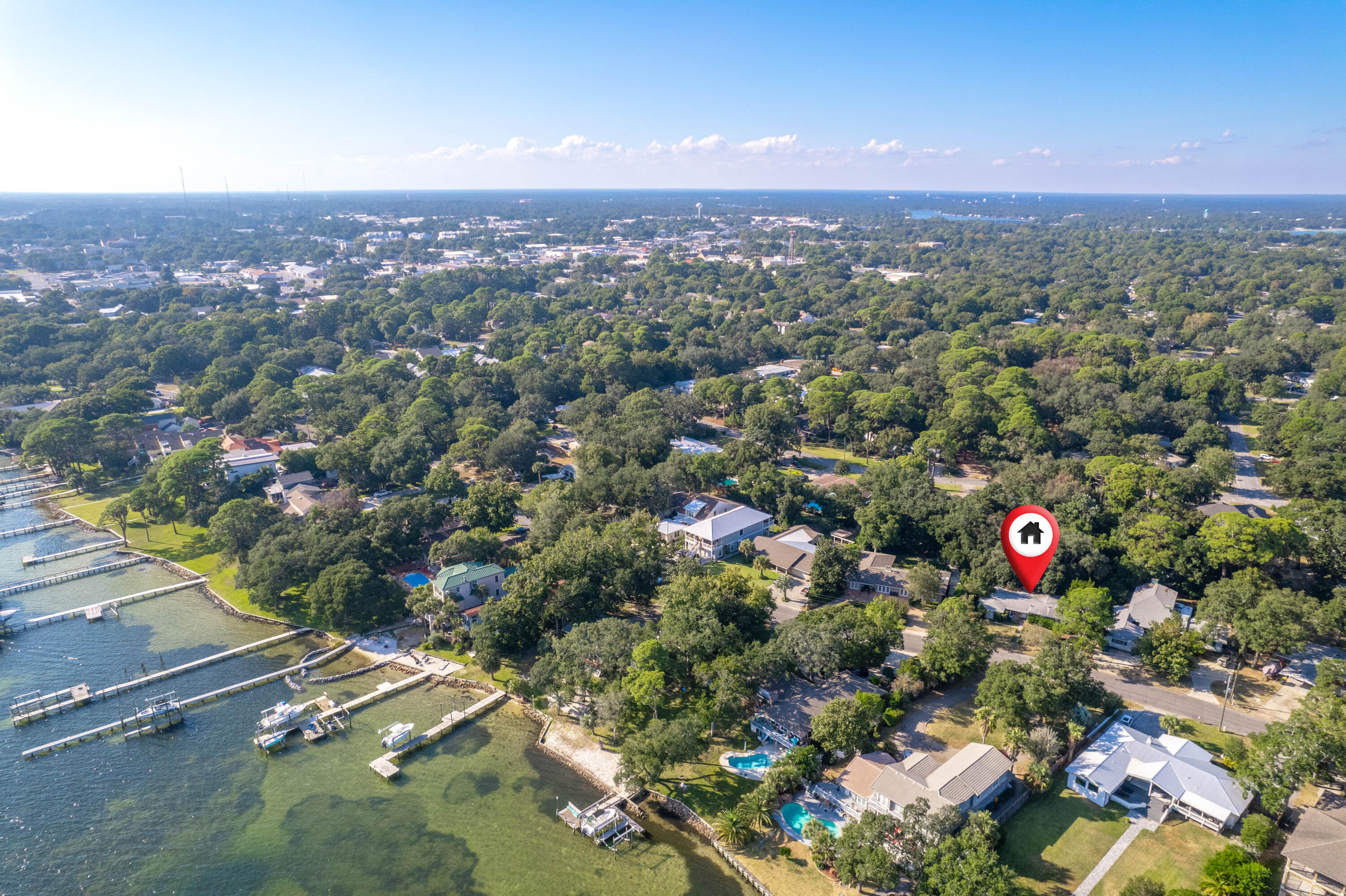 VILLA RUSS PARK - Residential