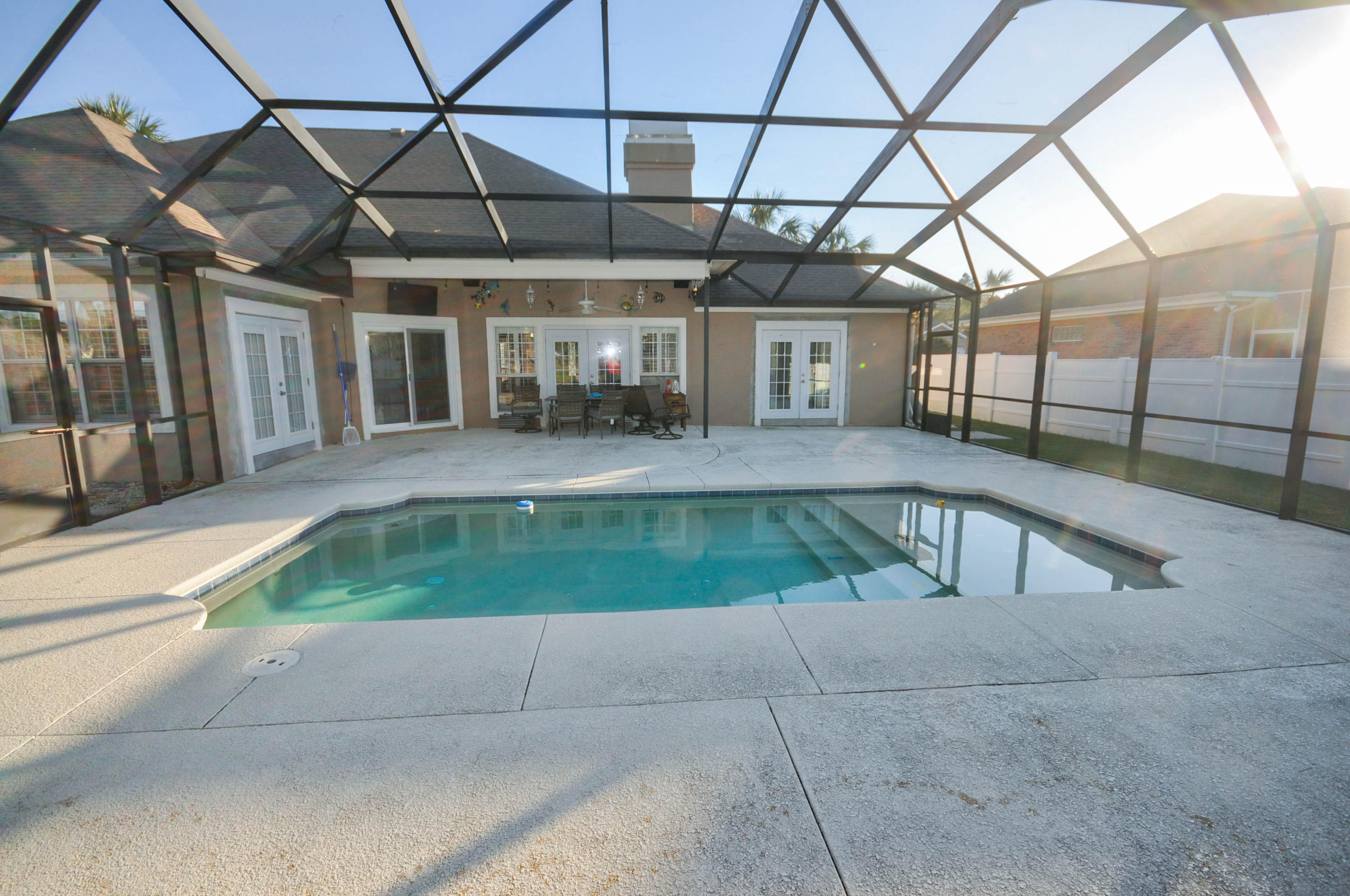 GLADES THE - Residential