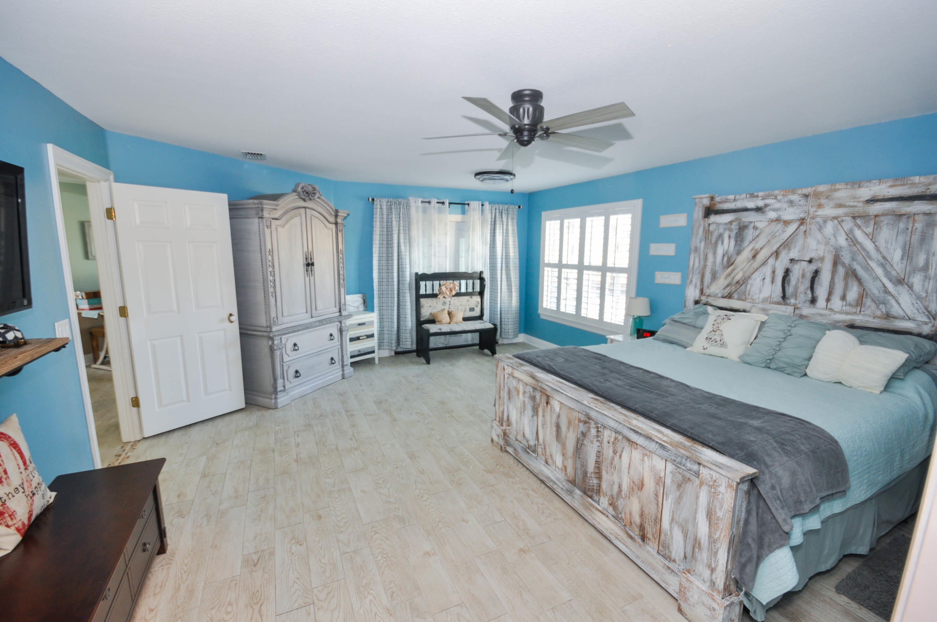 GLADES THE - Residential