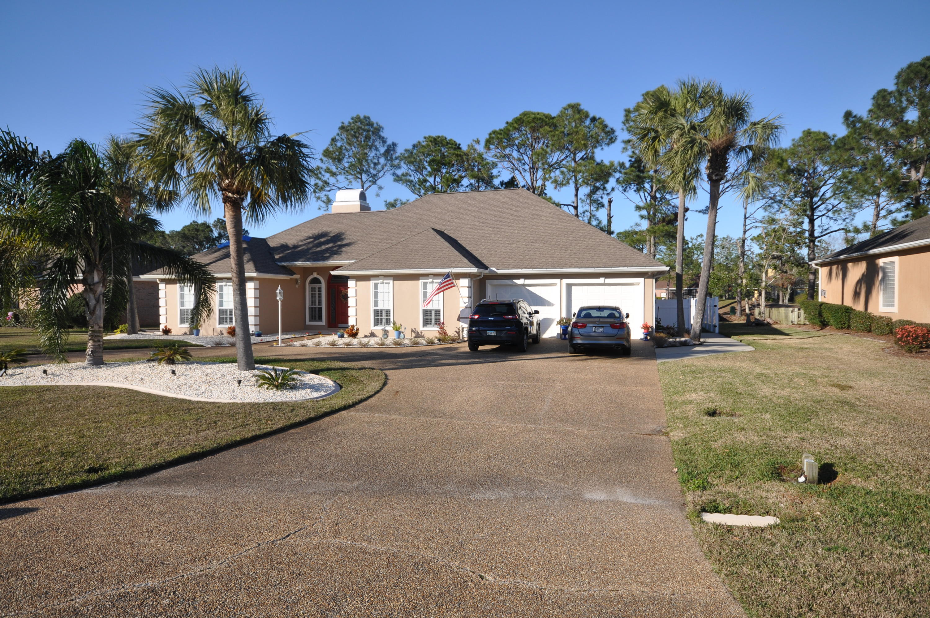 GLADES THE - Residential