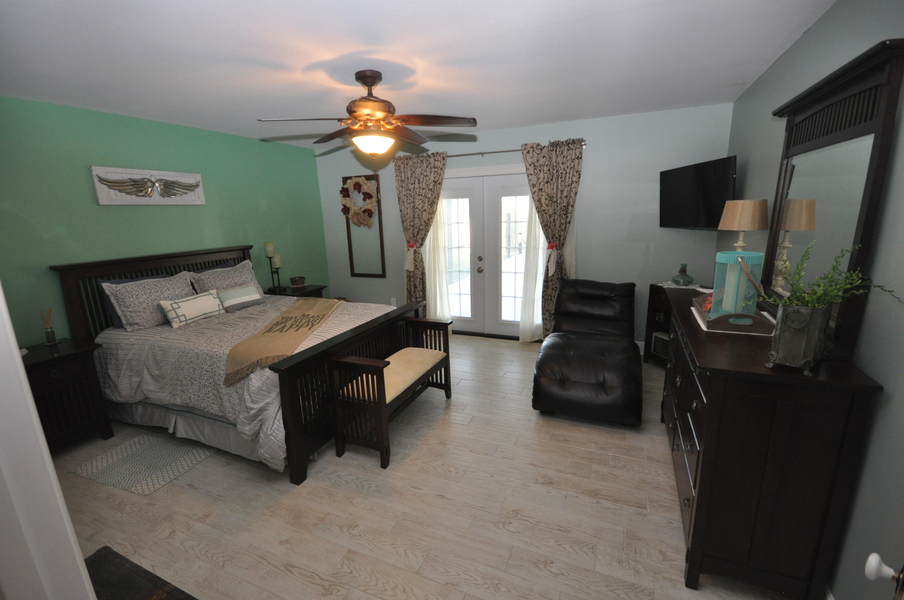 GLADES THE - Residential