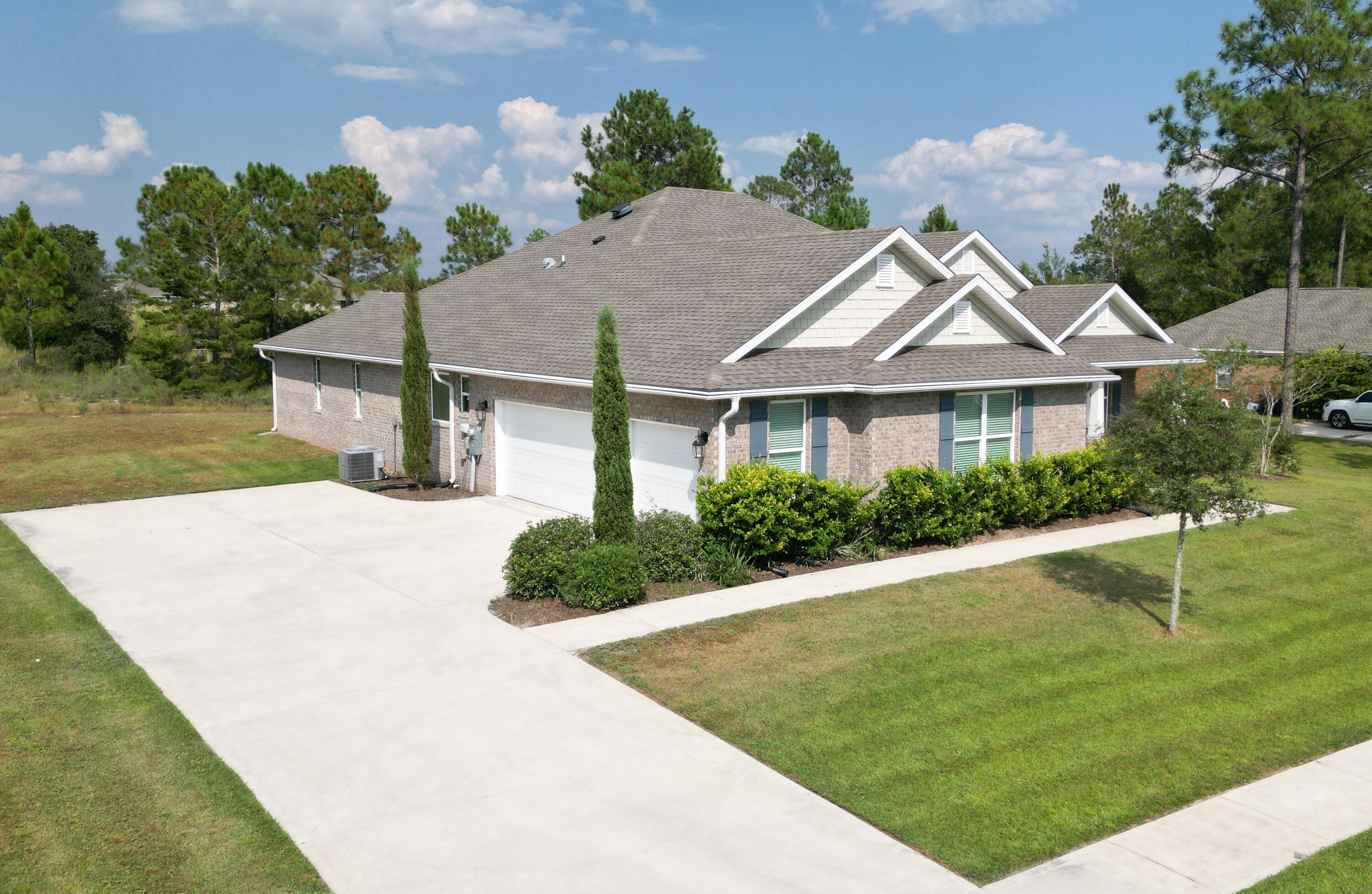 WINDSWEPT ESTATES - Residential