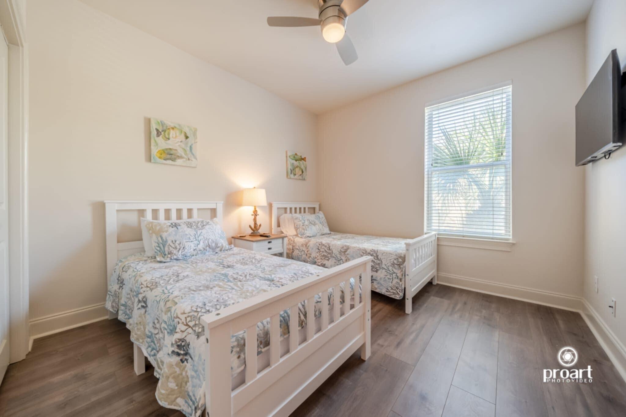 TOPSAIL VILLAGE - Residential