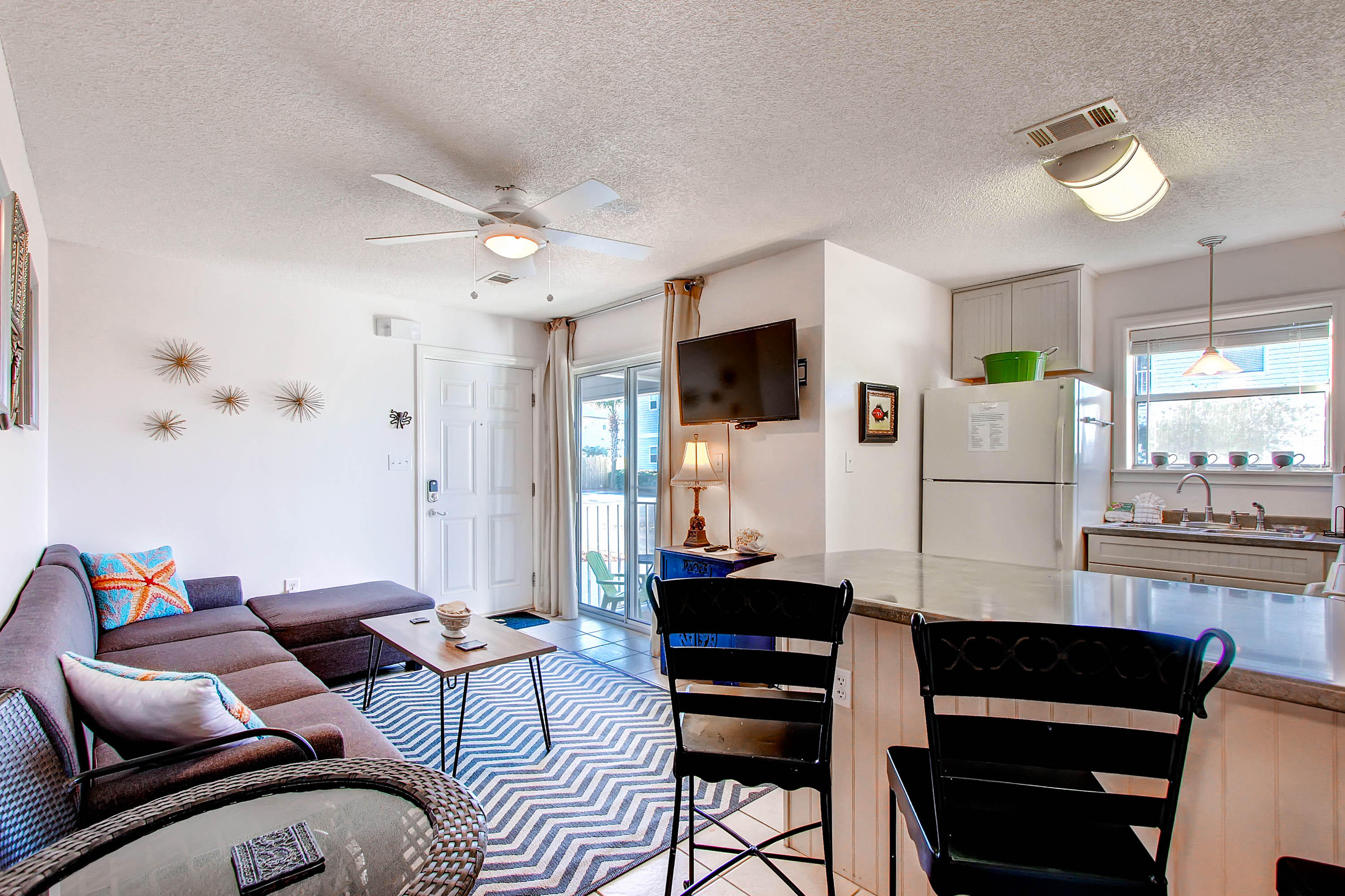 BEACHSIDE VILLAS CONDO - Residential