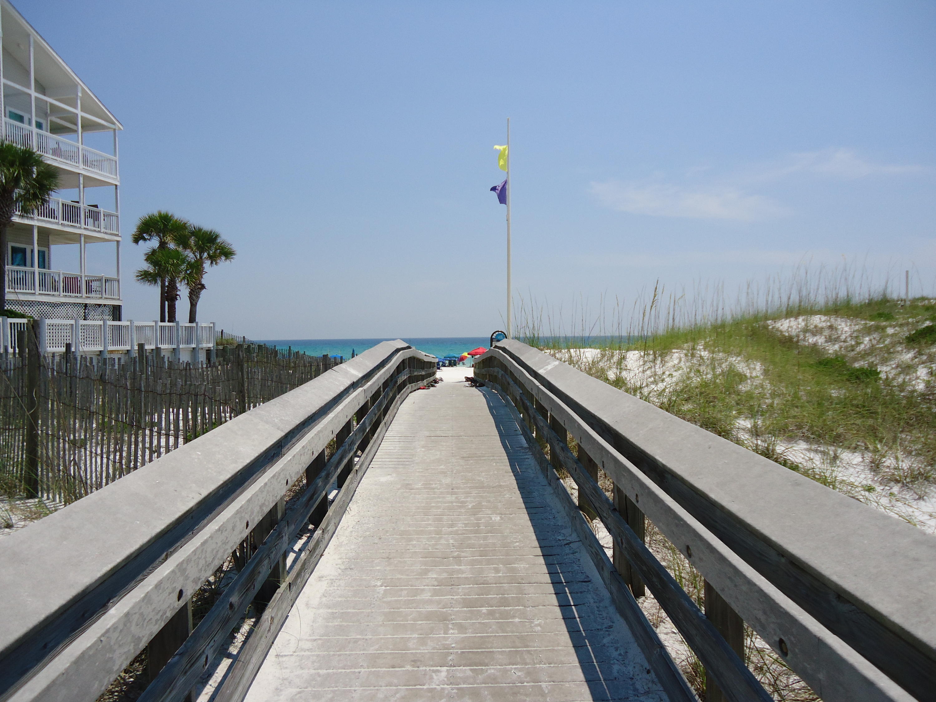 BEACHSIDE VILLAS CONDO - Residential