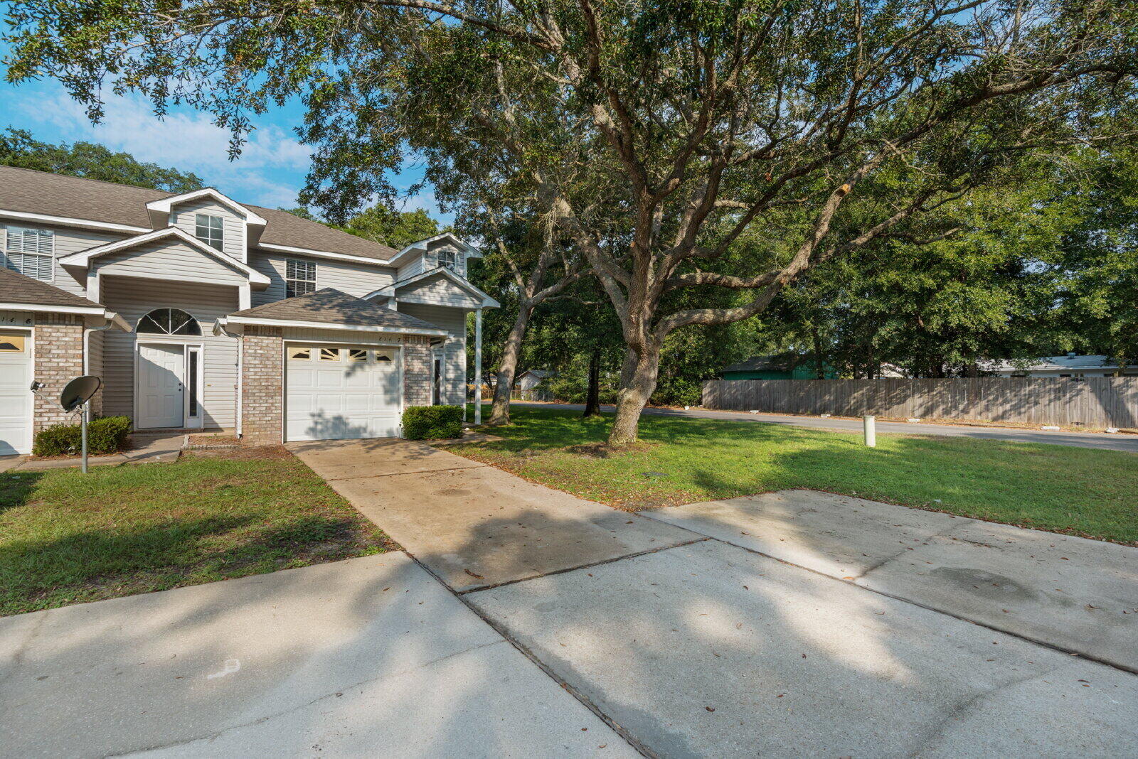 WATREE GARDENS - Residential Lease
