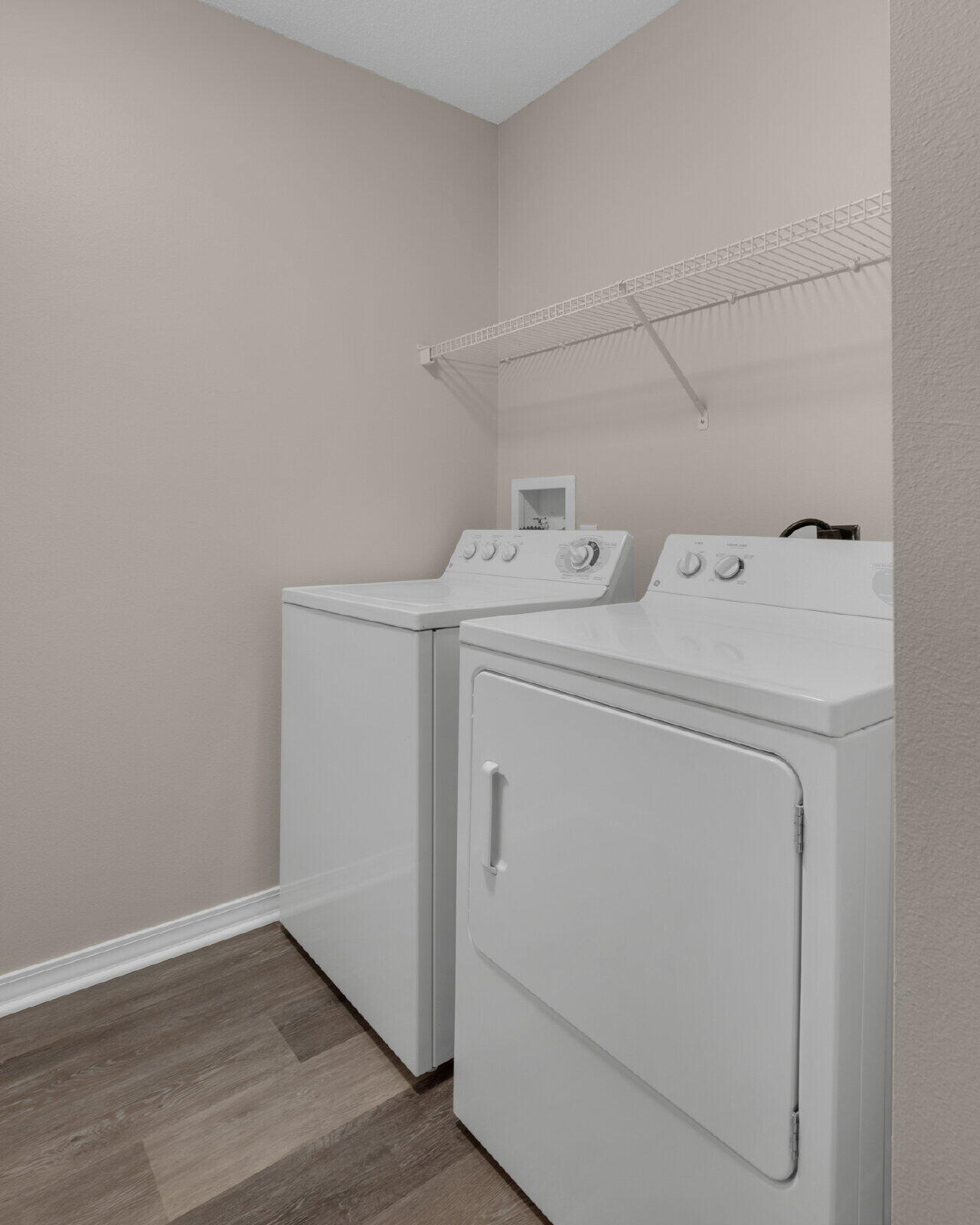 WATREE GARDENS - Residential Lease