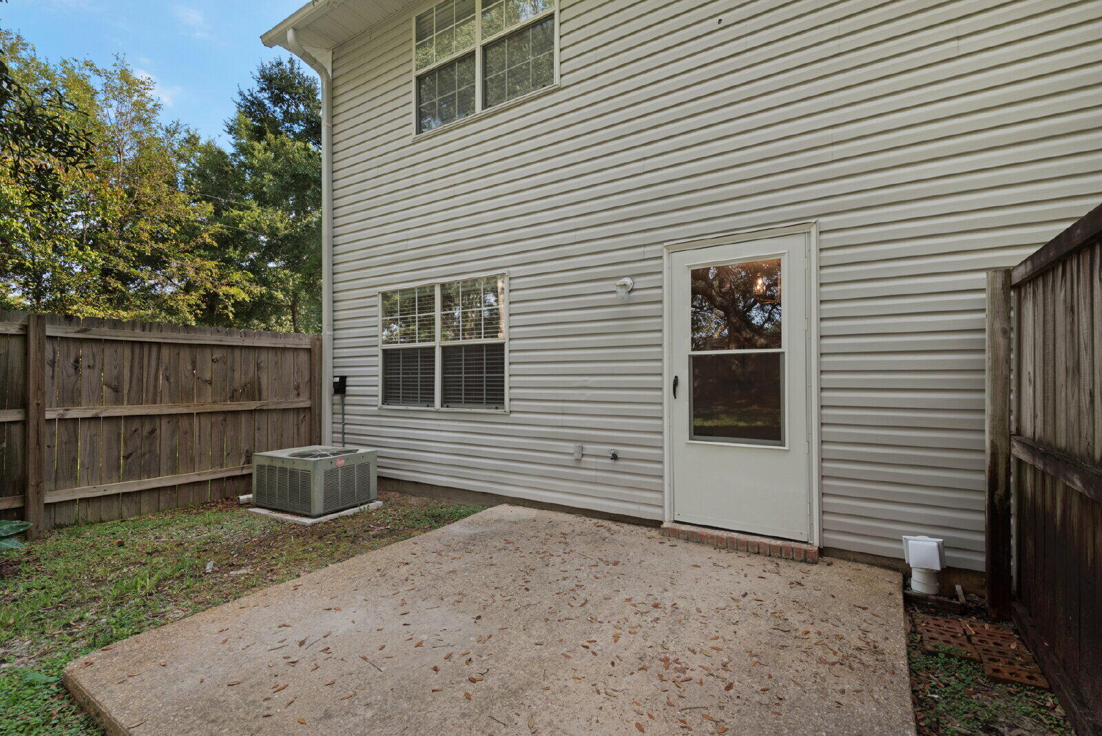WATREE GARDENS - Residential Lease