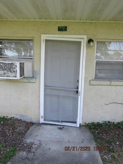 Mid town 2 bedroom 1 bathroom apartment. Close to both bases. Yard service and pest control is provided by owner. NO pets allowed. No smoking inside unit.