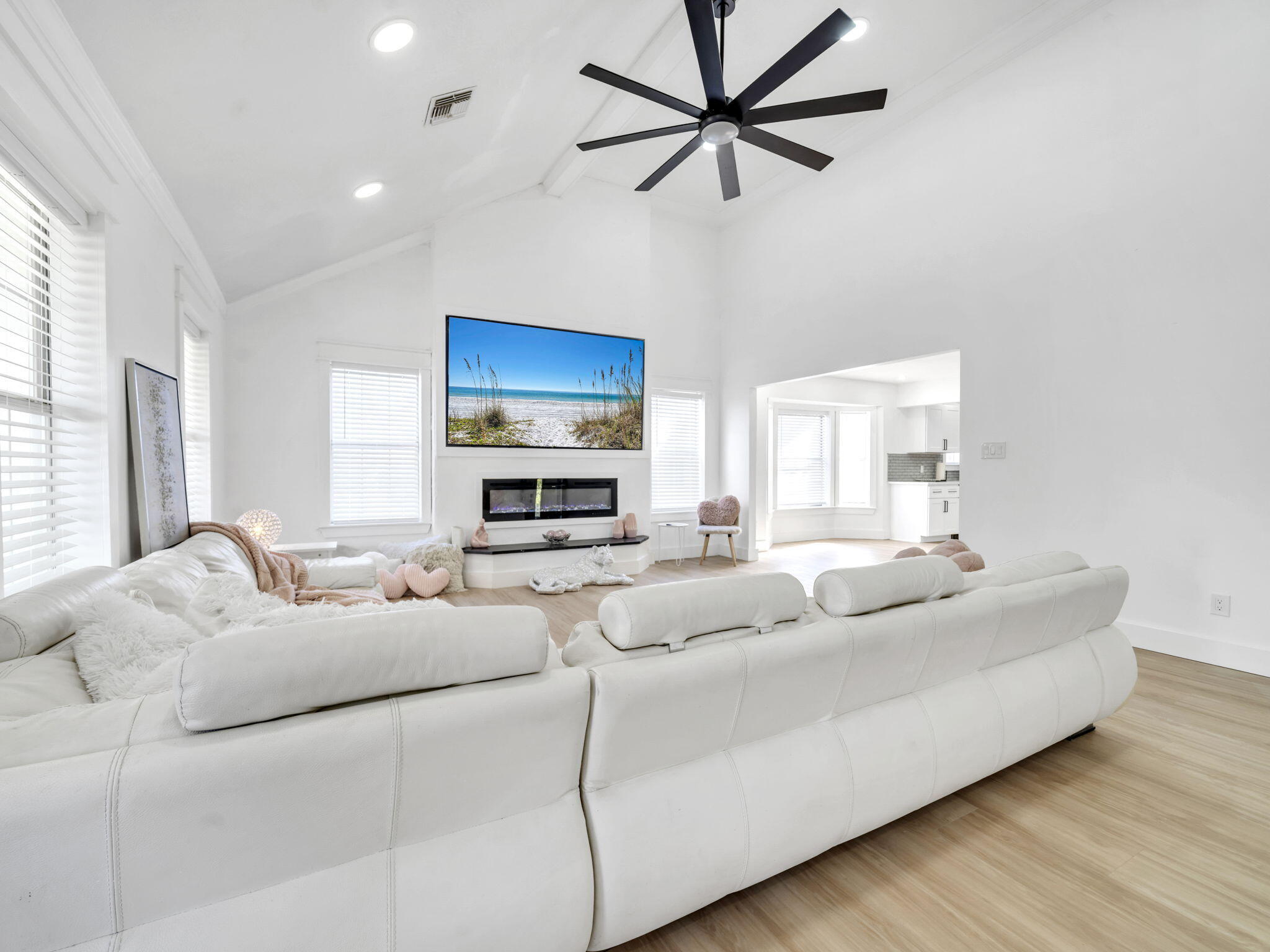 QUIET WOOD 1ST ADD - Residential