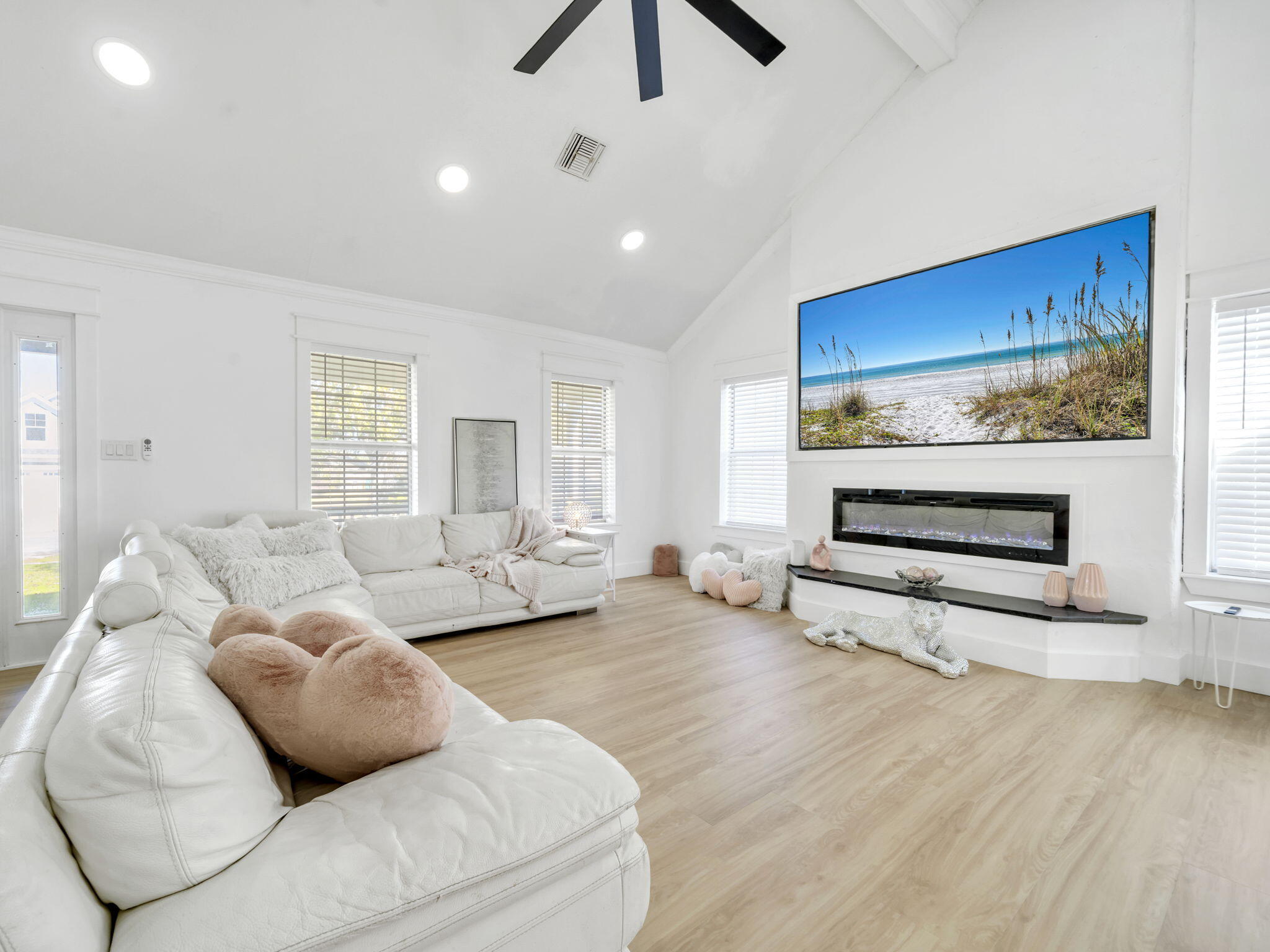 QUIET WOOD 1ST ADD - Residential