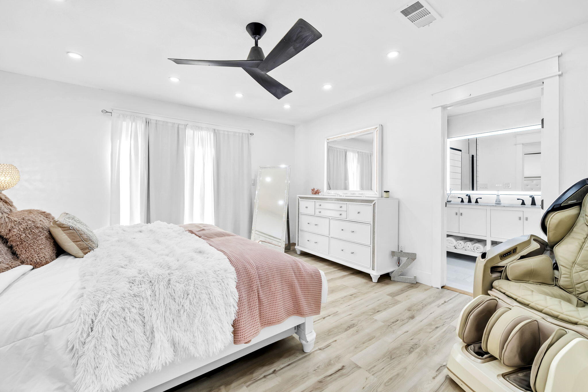 QUIET WOOD 1ST ADD - Residential