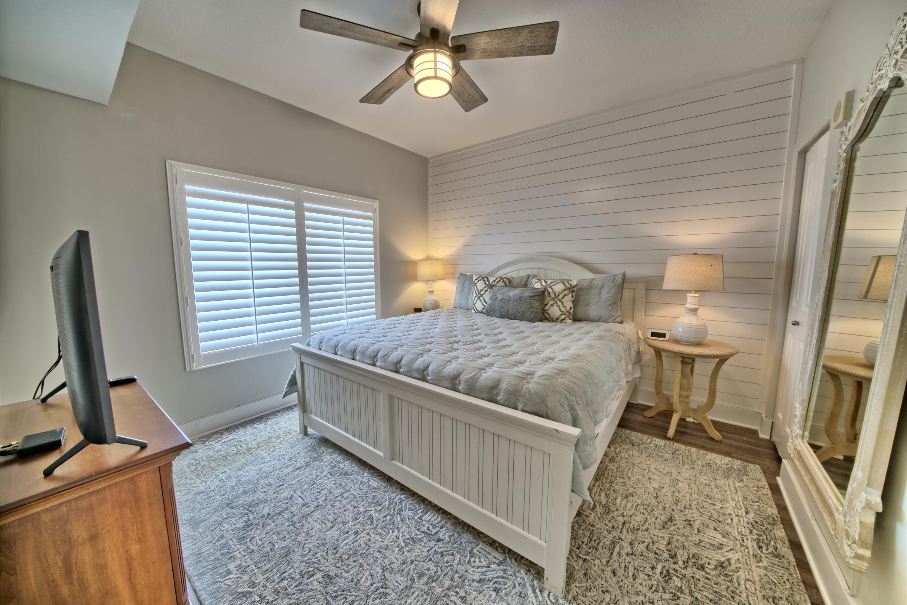 SHORES OF PANAMA - Residential