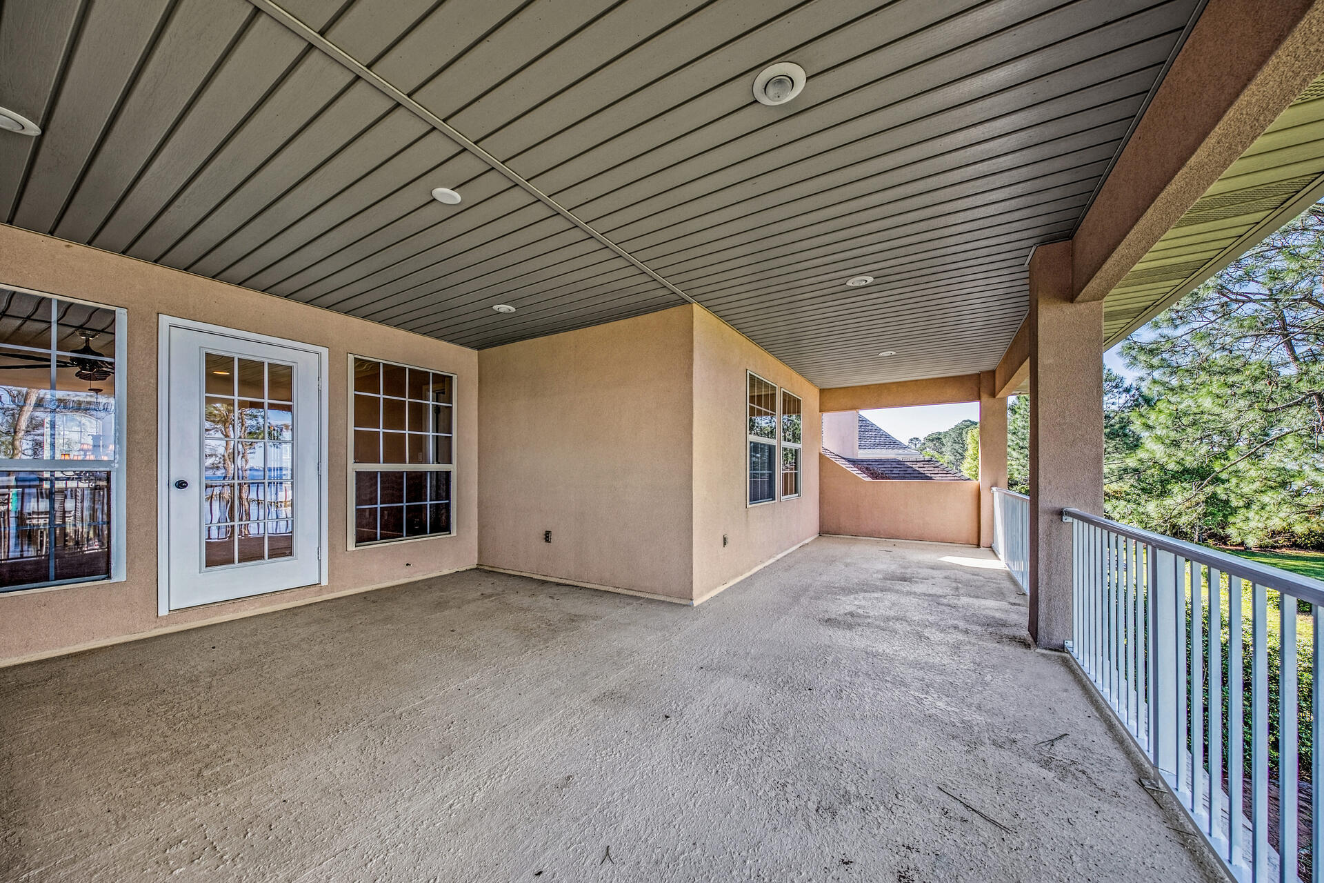 RAINTREE ESTATES - Residential