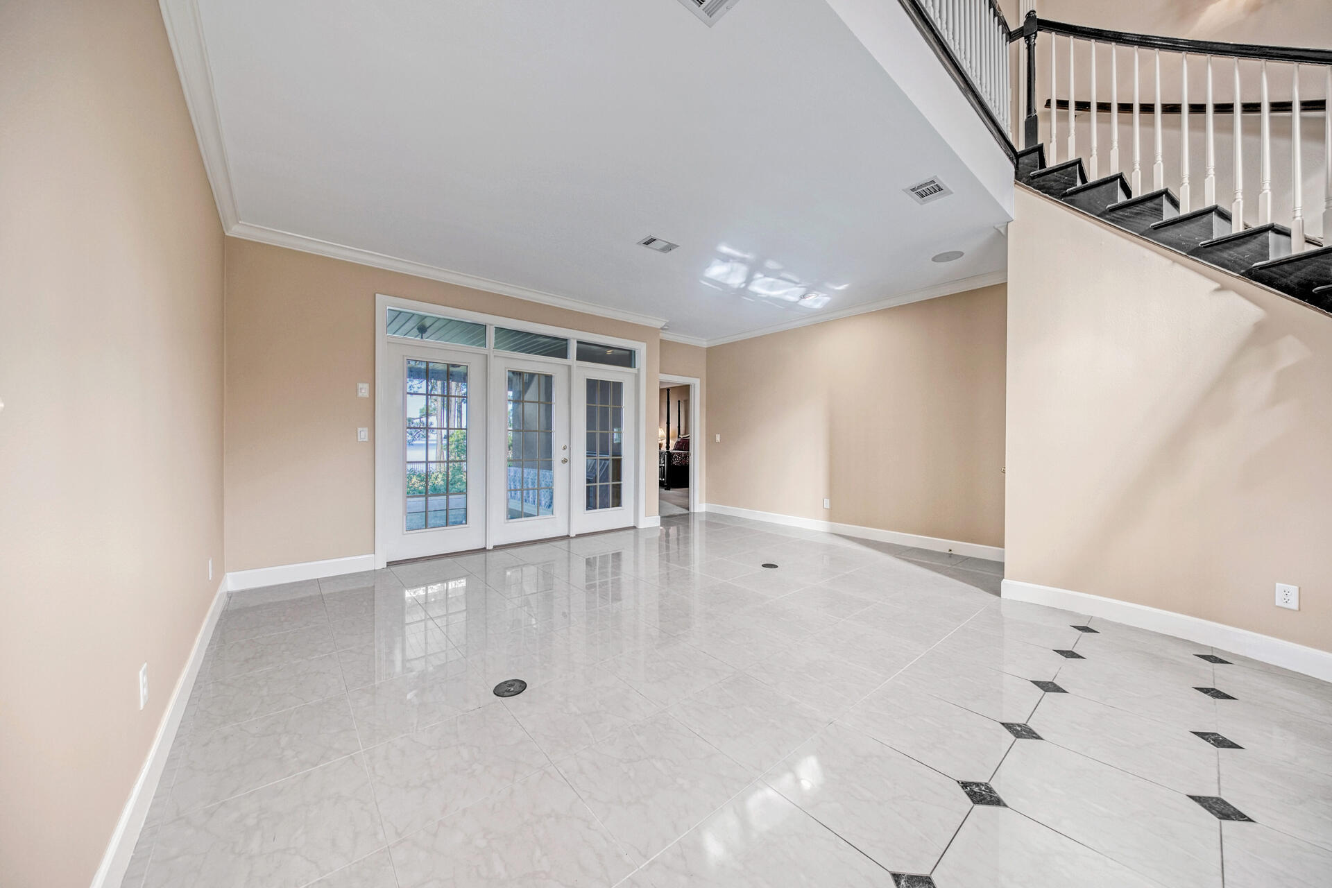 RAINTREE ESTATES - Residential