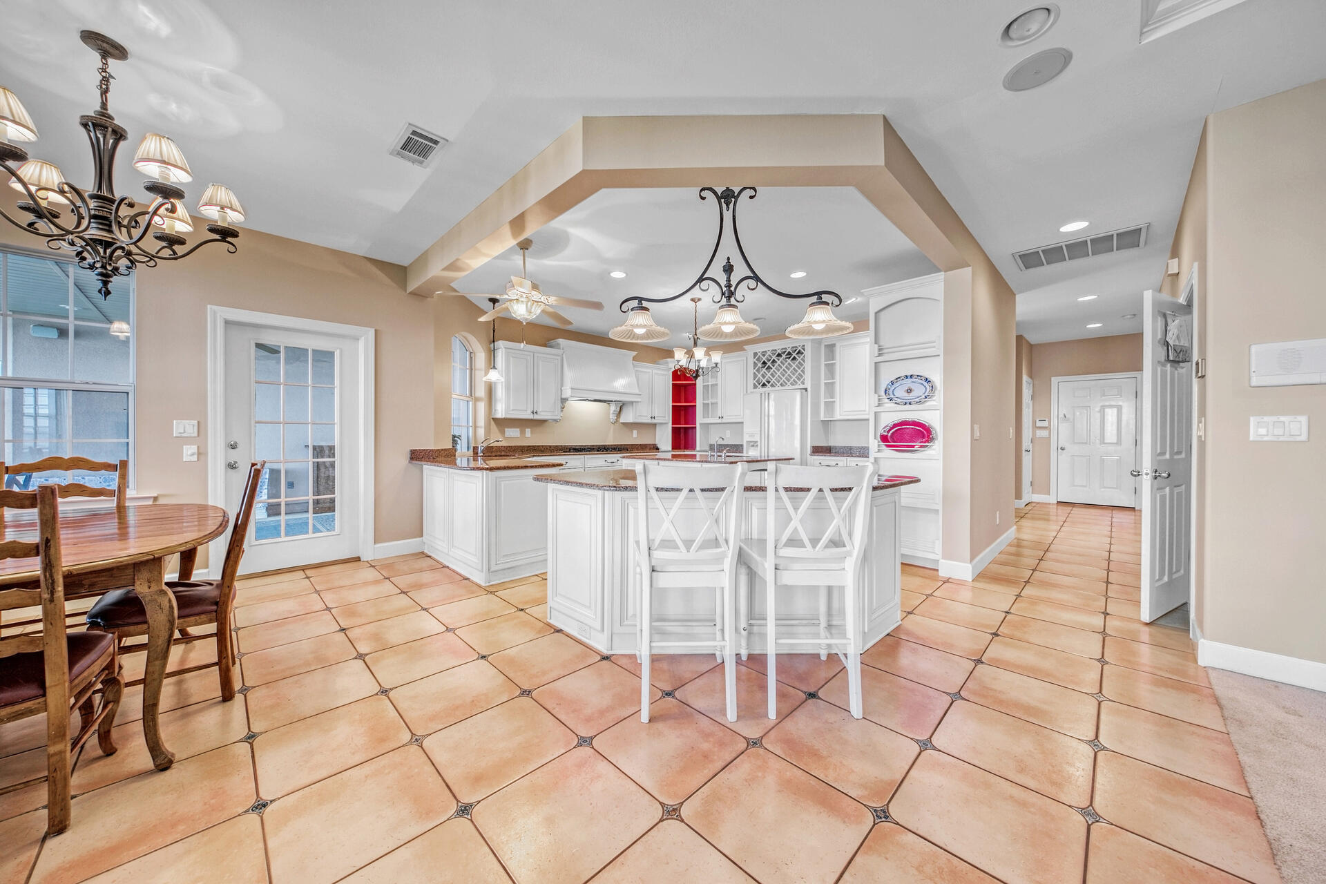RAINTREE ESTATES - Residential