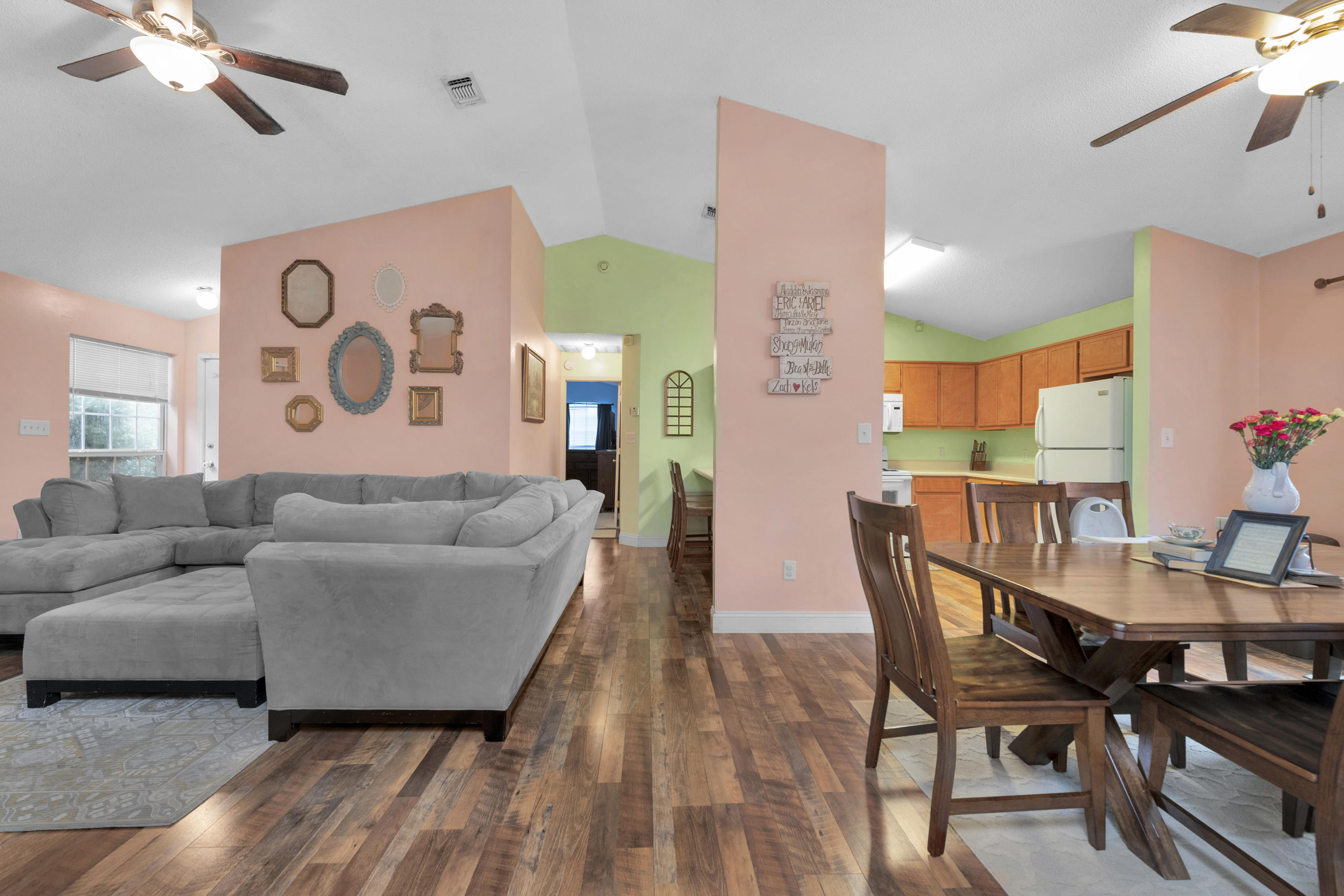 NAVARRE S/D 1ST ADDN - Residential