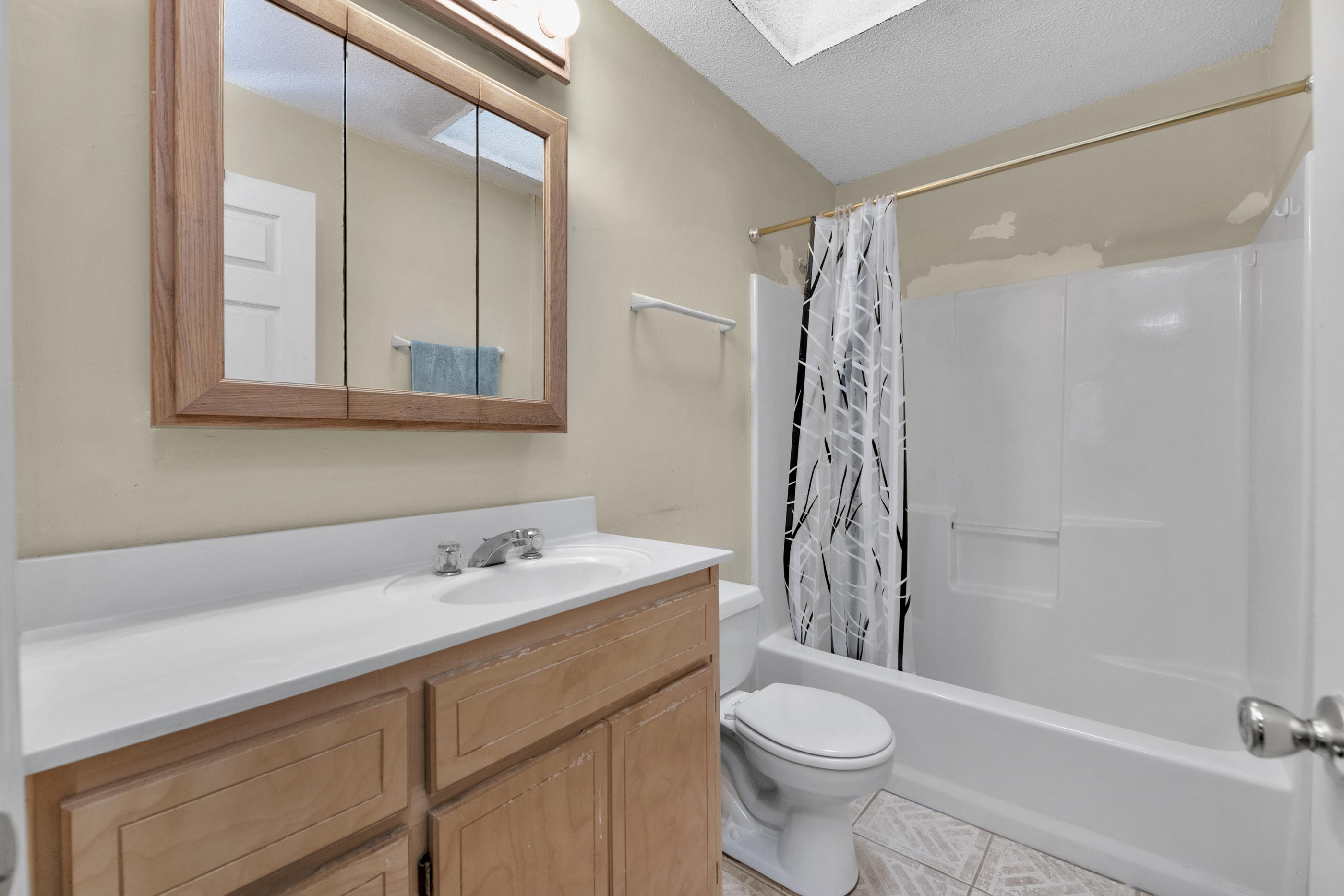 NAVARRE S/D 1ST ADDN - Residential