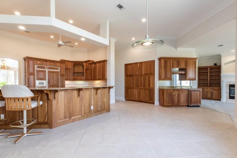 ROCKY BAYOU COUNTRY CLUB ESTATES 10 - Residential