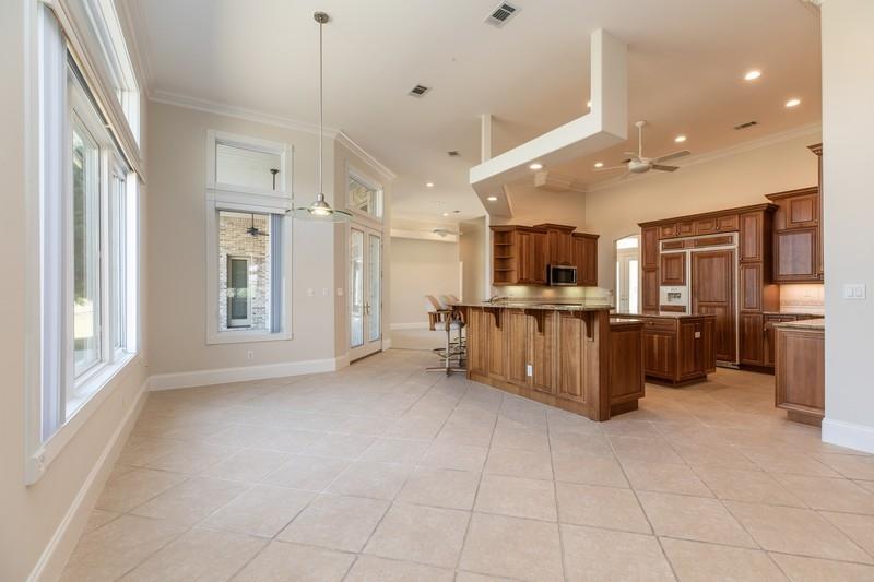 ROCKY BAYOU COUNTRY CLUB ESTATES 10 - Residential