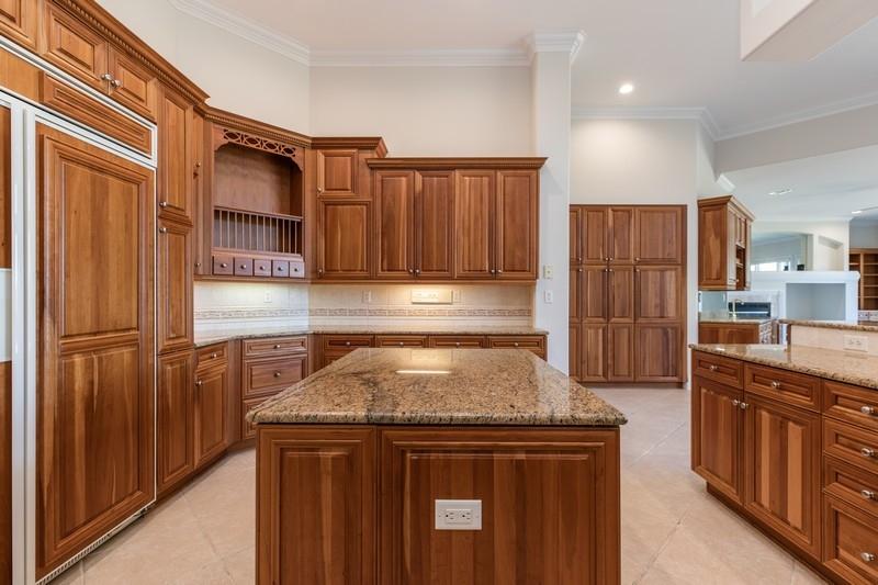 ROCKY BAYOU COUNTRY CLUB ESTATES 10 - Residential