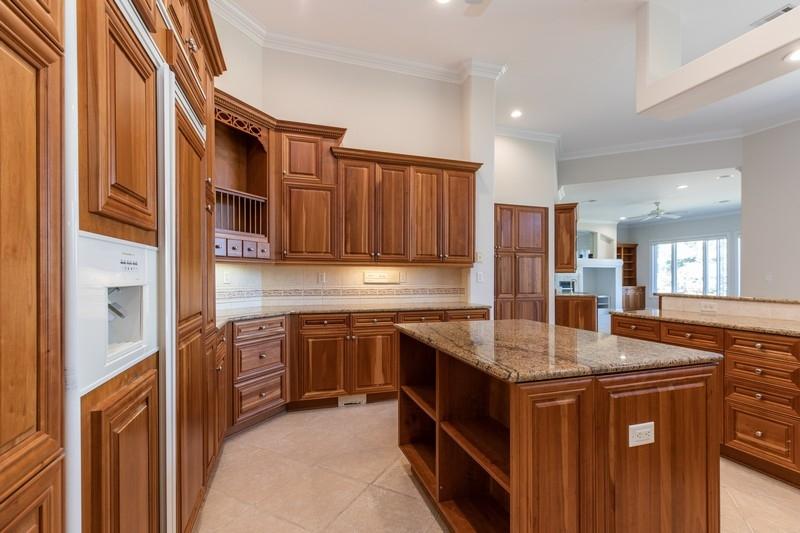 ROCKY BAYOU COUNTRY CLUB ESTATES 10 - Residential