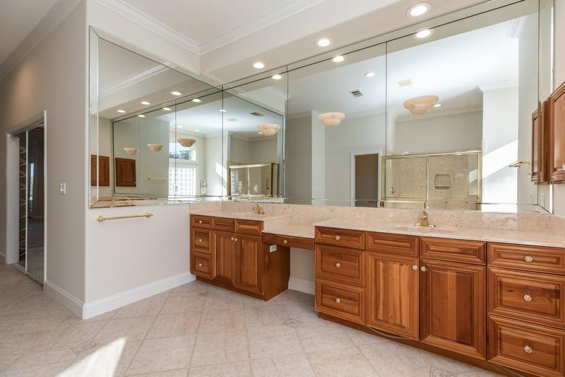 ROCKY BAYOU COUNTRY CLUB ESTATES 10 - Residential