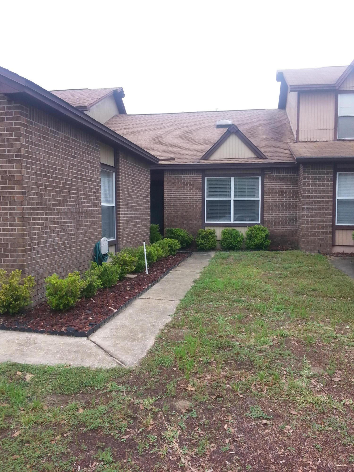 HIDDEN COVE T/H - Residential