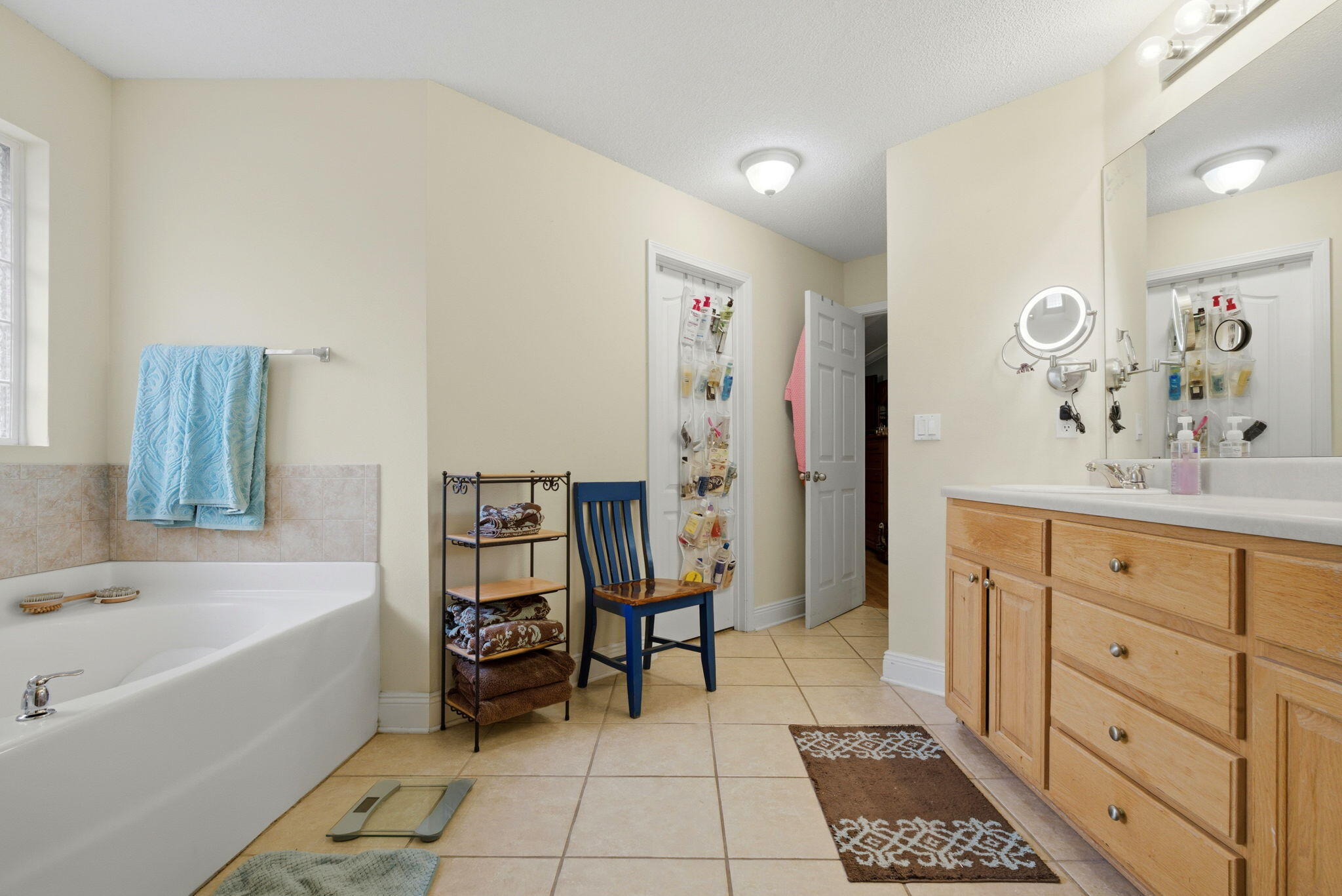 HOLLEY BY THE SEA - Residential