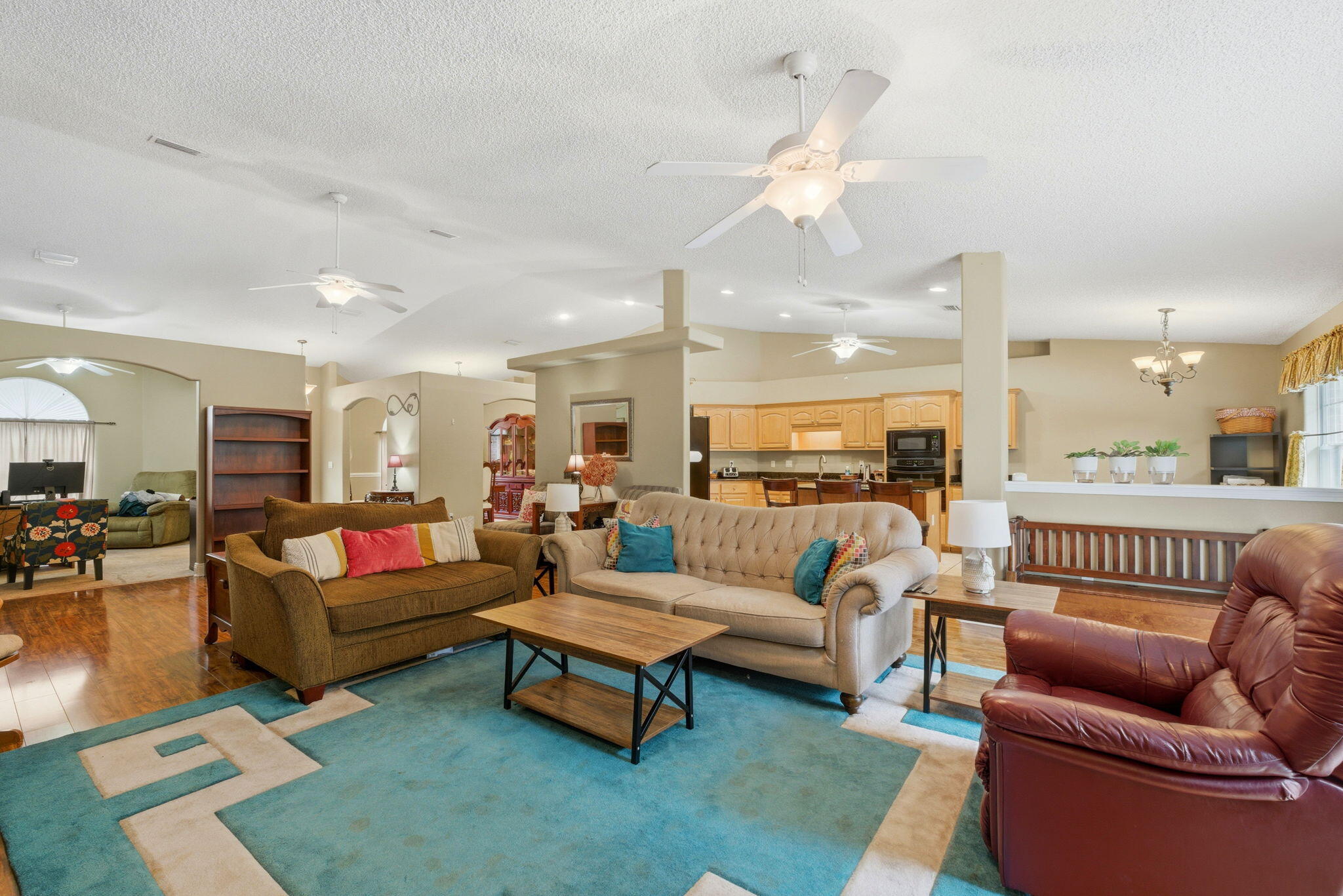 HOLLEY BY THE SEA - Residential