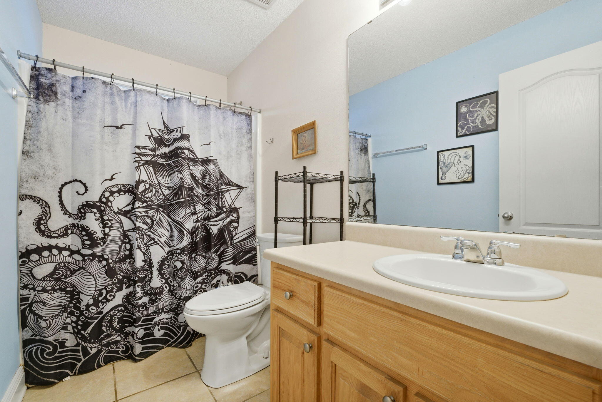 HOLLEY BY THE SEA - Residential