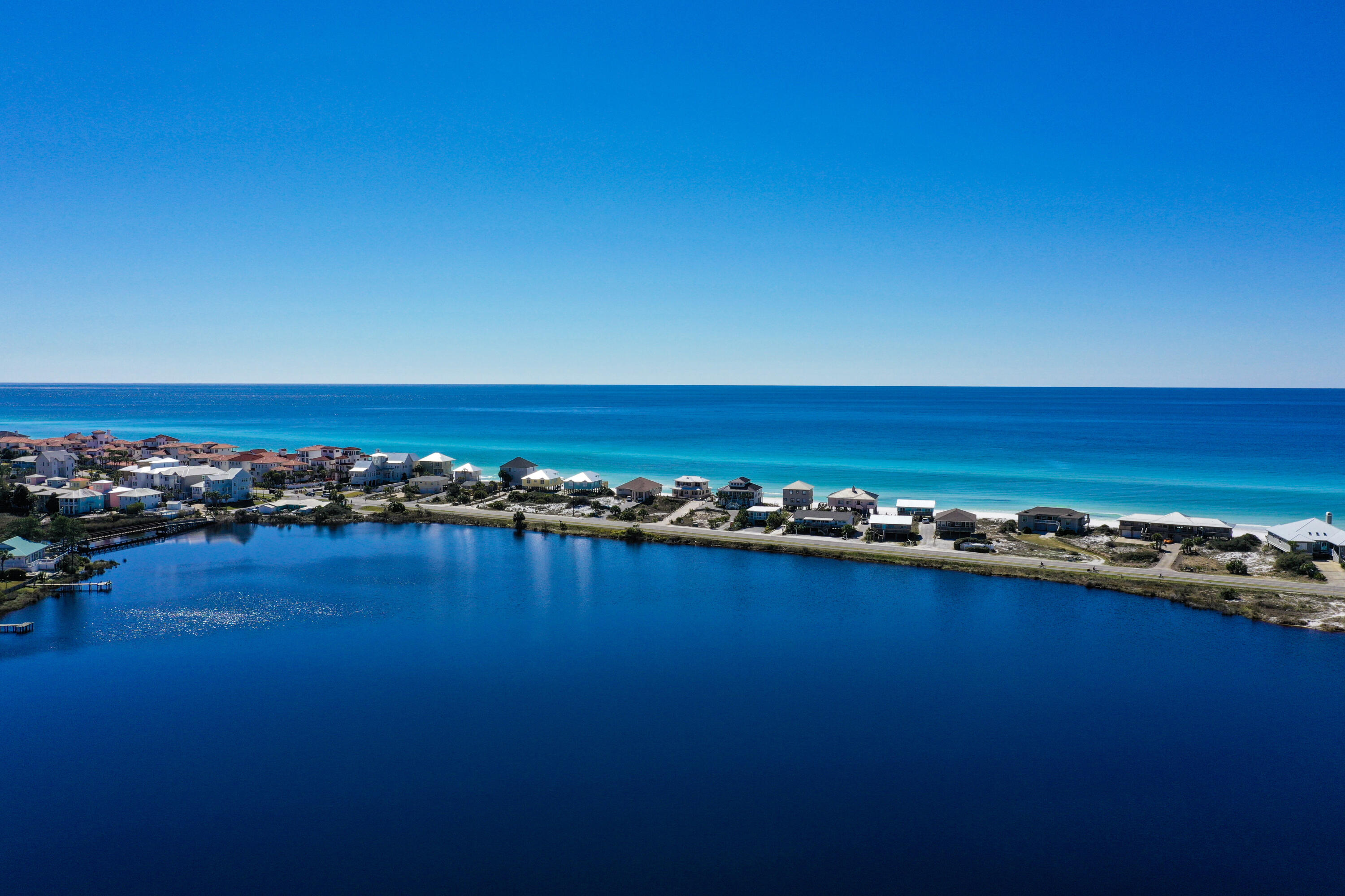 OYSTER LAKE - Residential