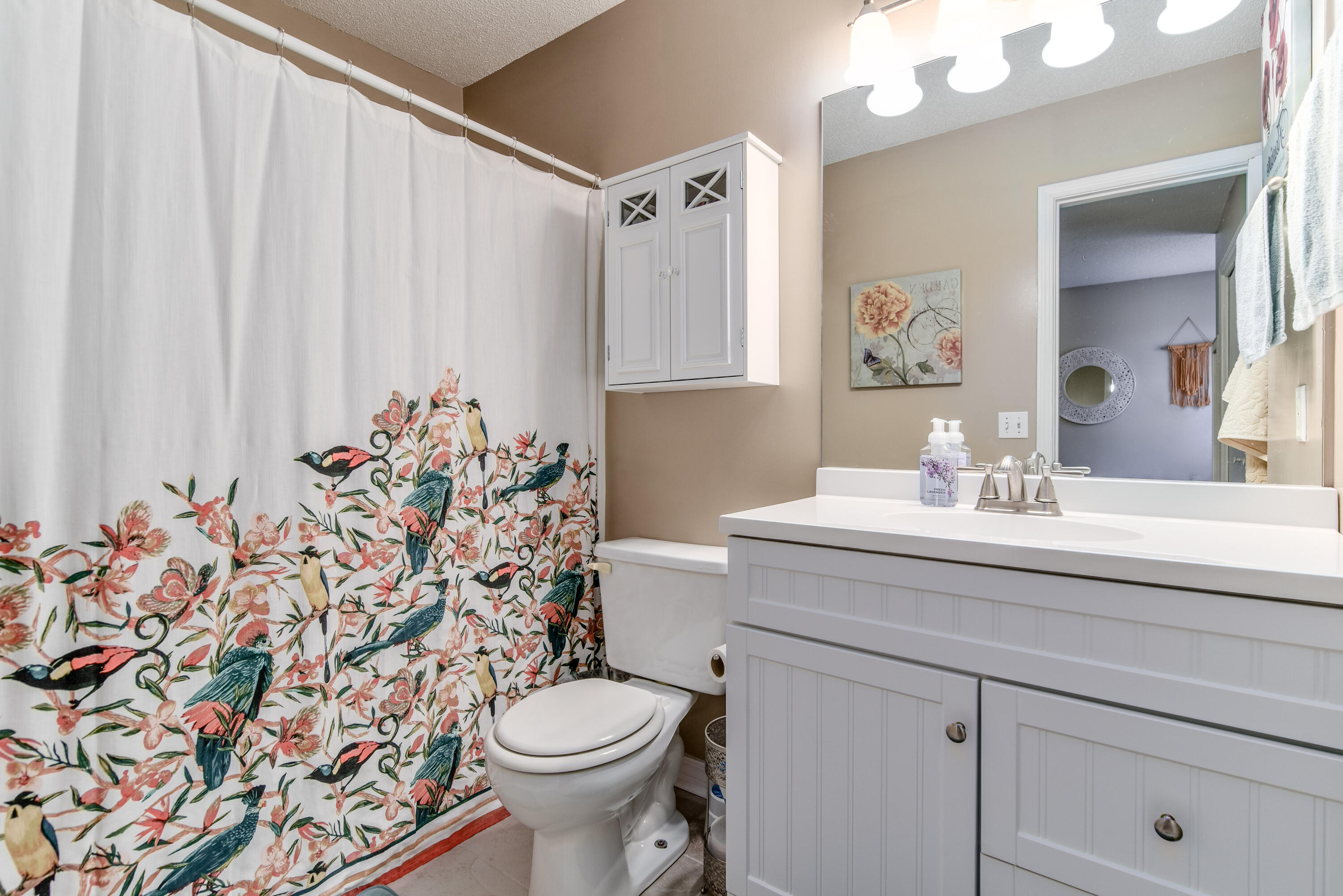 SCHNEIDER DRIVE T/H - Residential