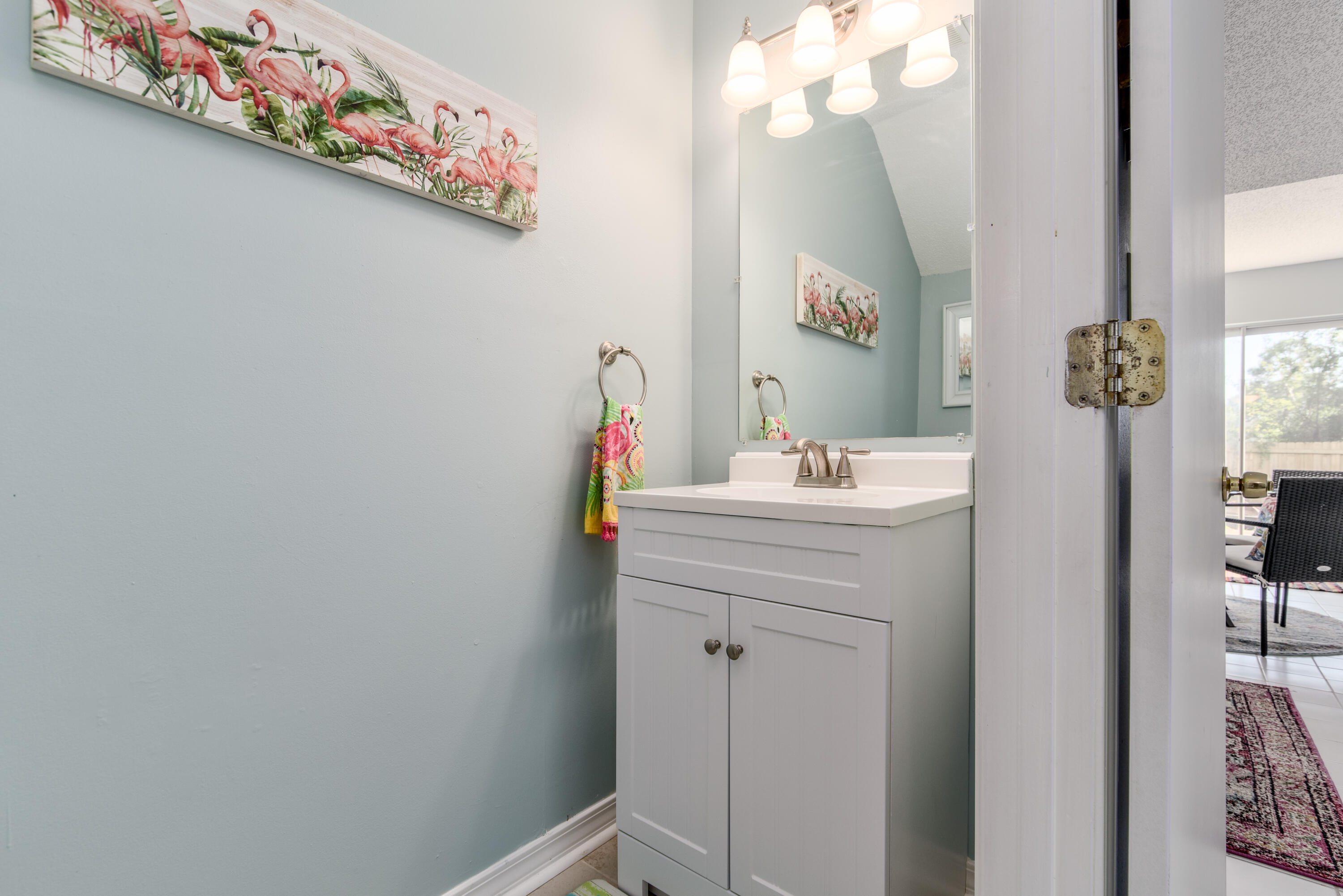 SCHNEIDER DRIVE T/H - Residential