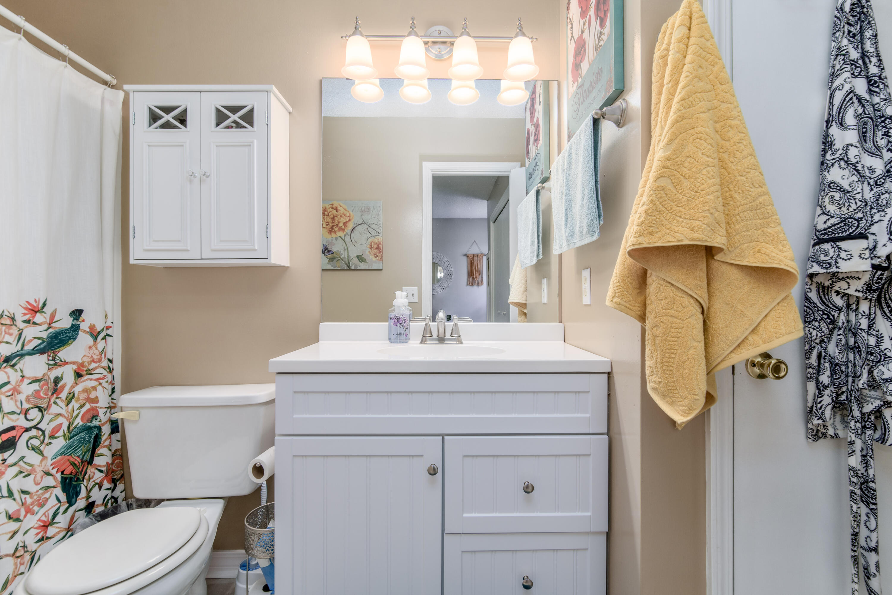 SCHNEIDER DRIVE T/H - Residential