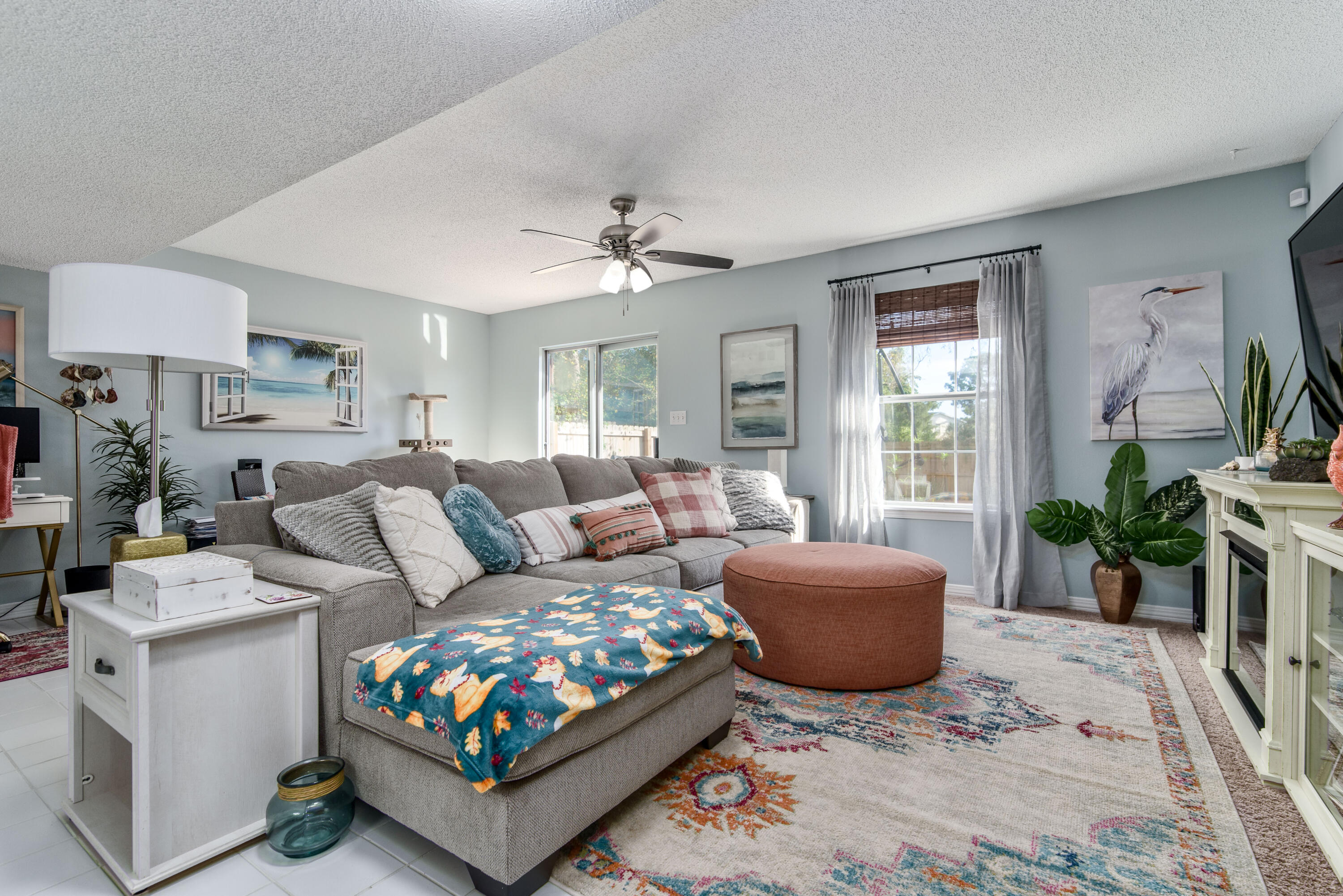 SCHNEIDER DRIVE T/H - Residential