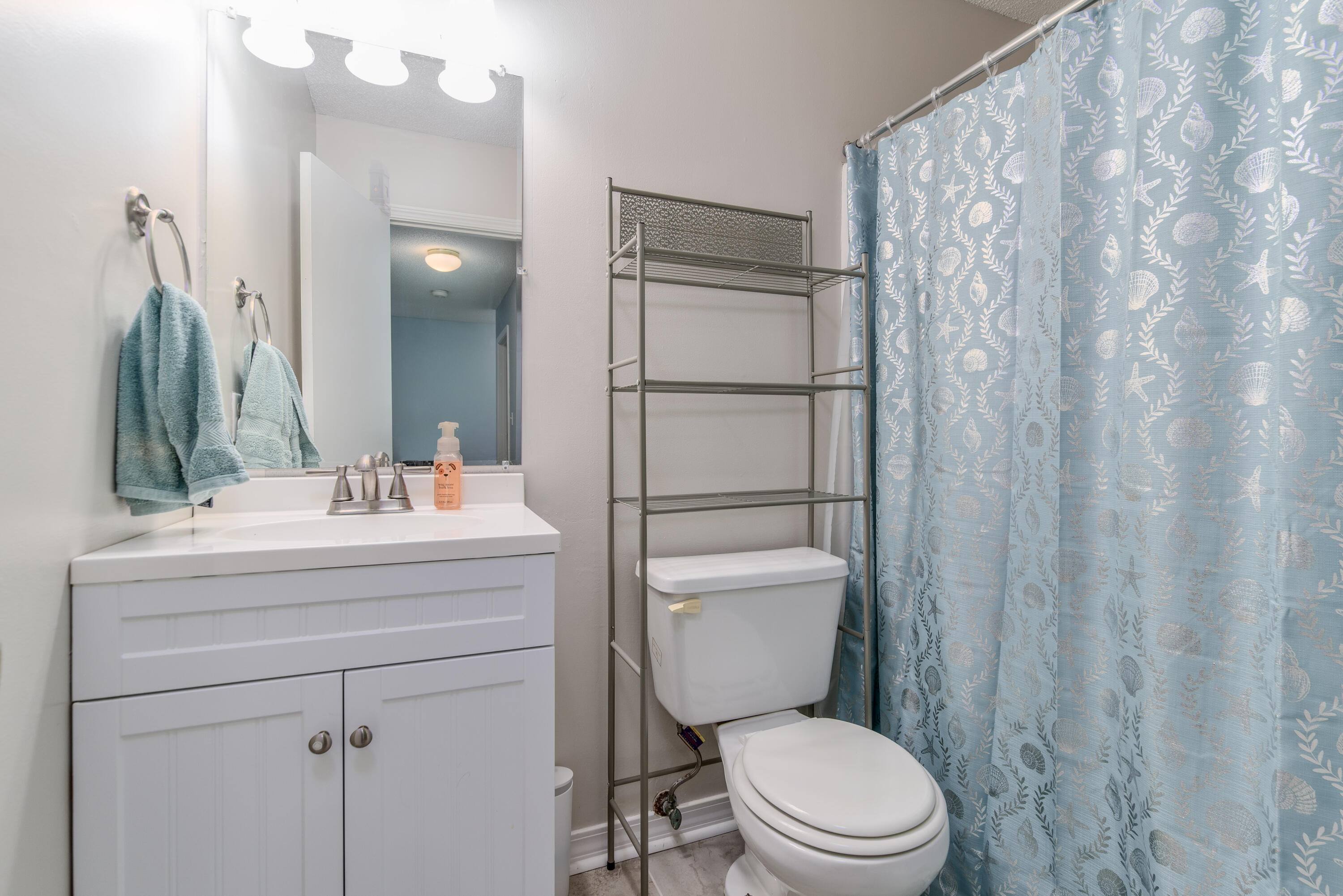 SCHNEIDER DRIVE T/H - Residential