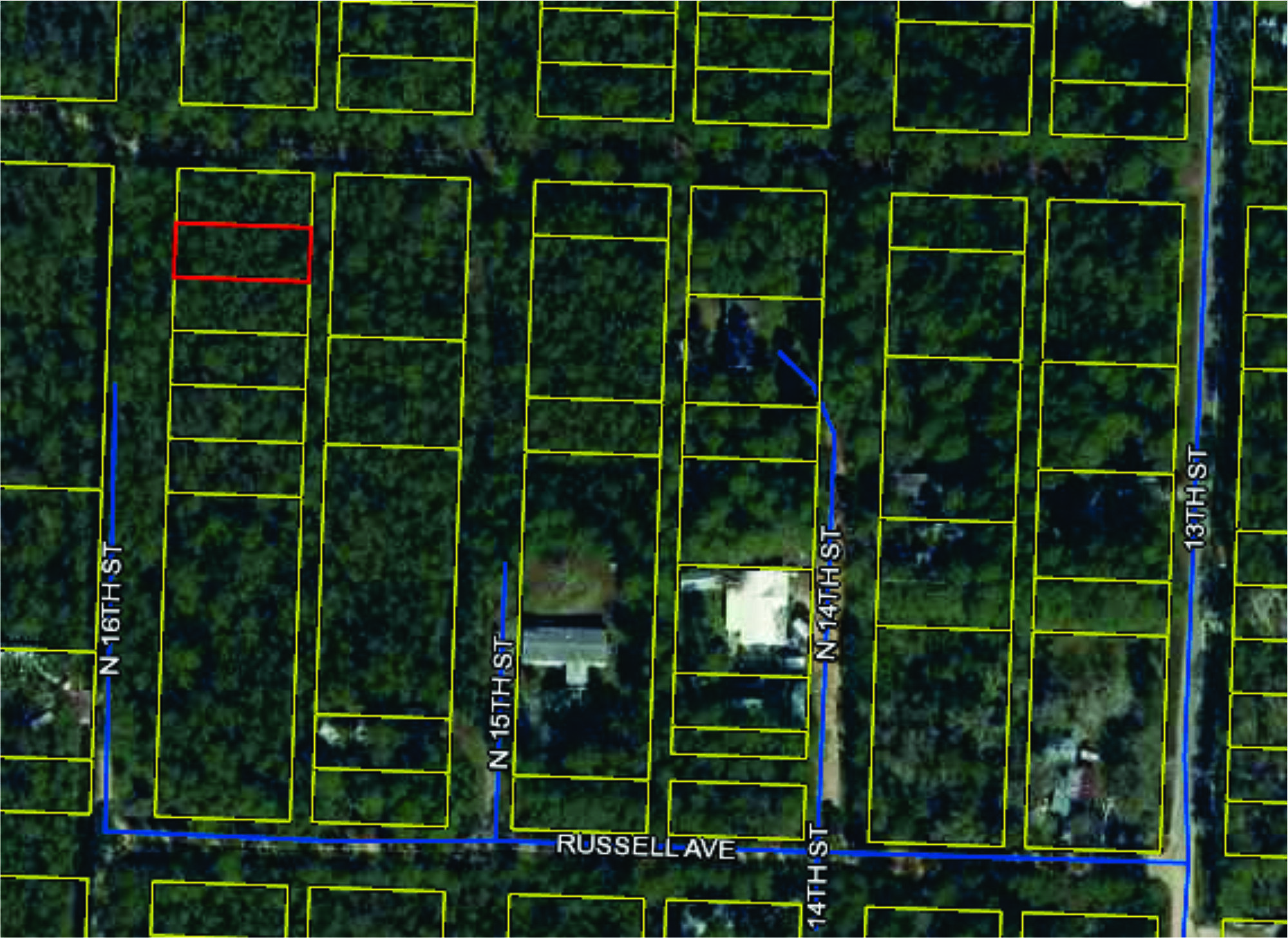 Excellent home build opportunity. The location is outstanding, located only minutes away from Gulf Coast Beaches, dinning, entertainment, and shopping. Also, a boat ramp to the bay is right around the corner. No HOA fees.