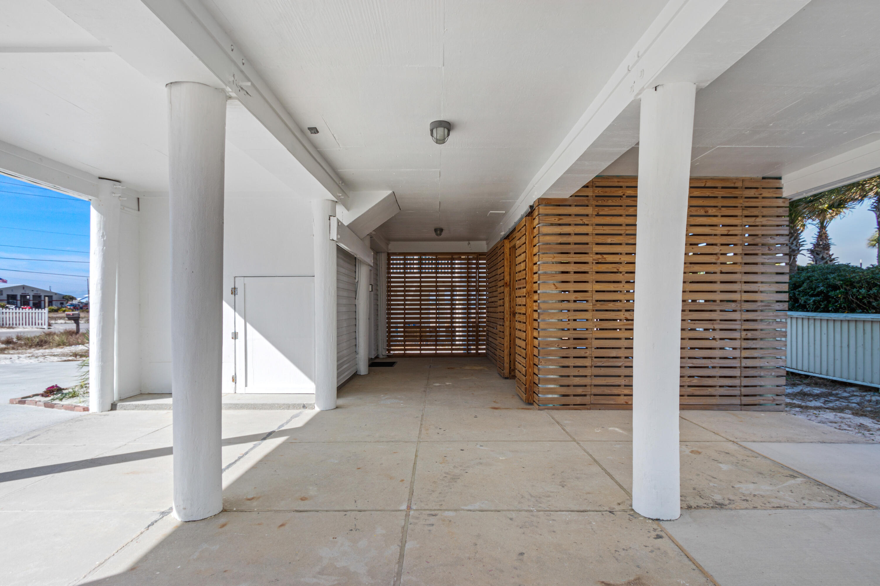 SUMMER PLACE - Residential