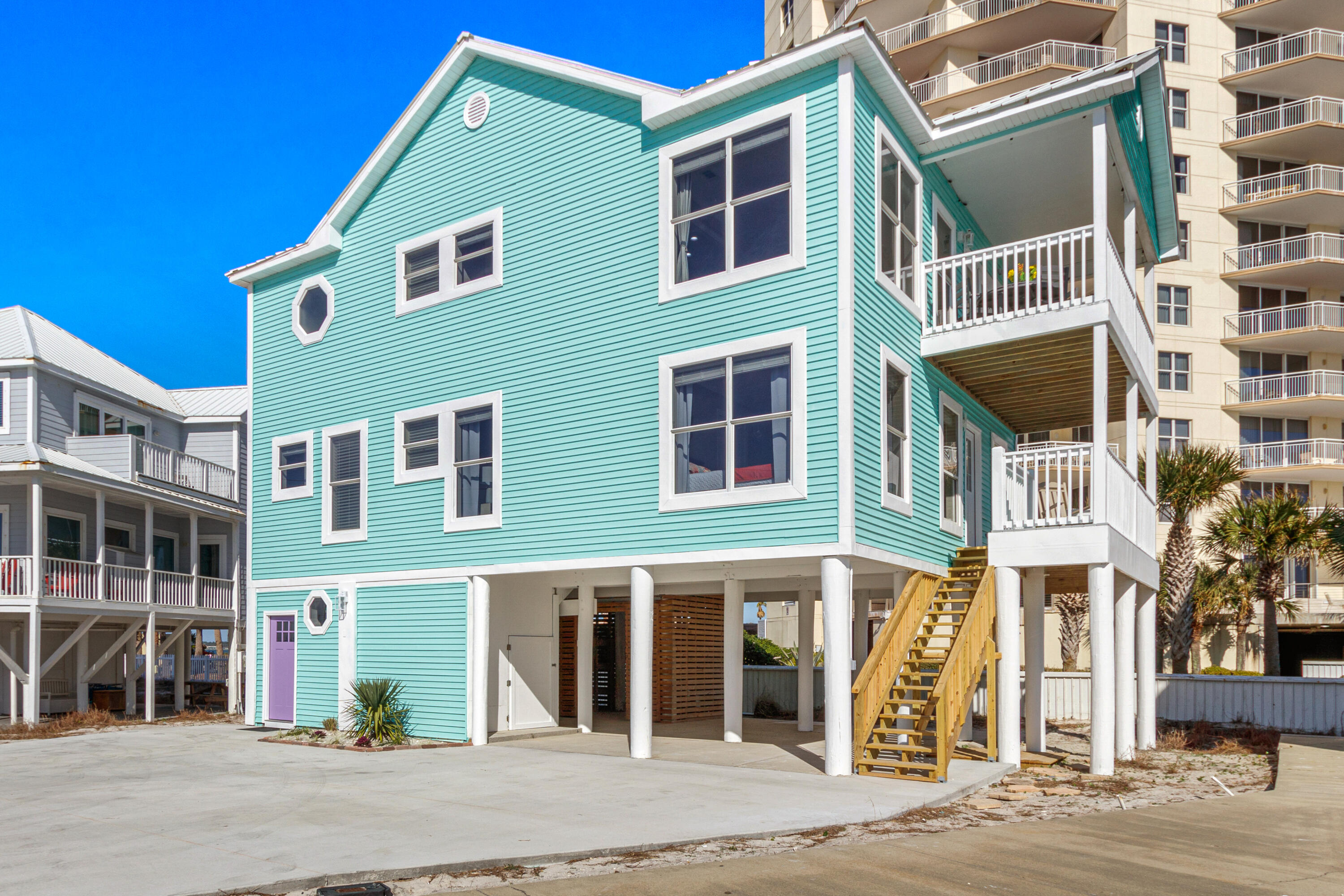 SUMMER PLACE - Residential
