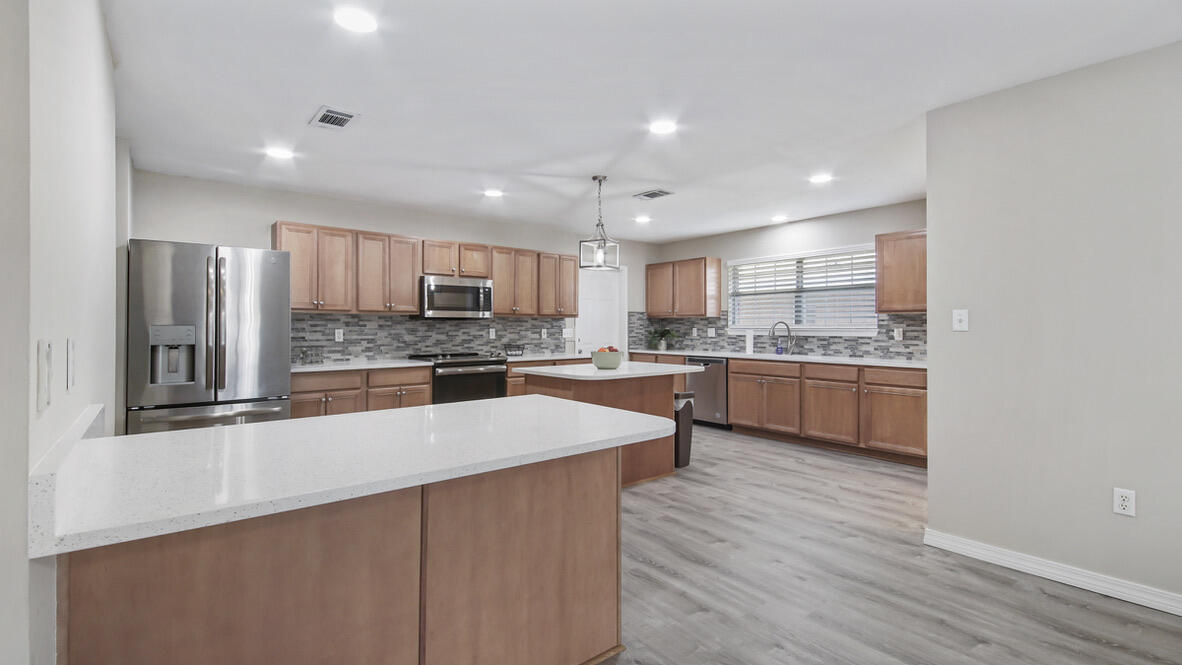 MACK BAYOU POINTE S/D - Residential Lease