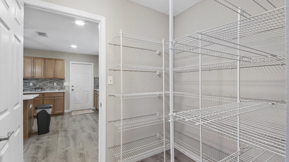 MACK BAYOU POINTE S/D - Residential Lease