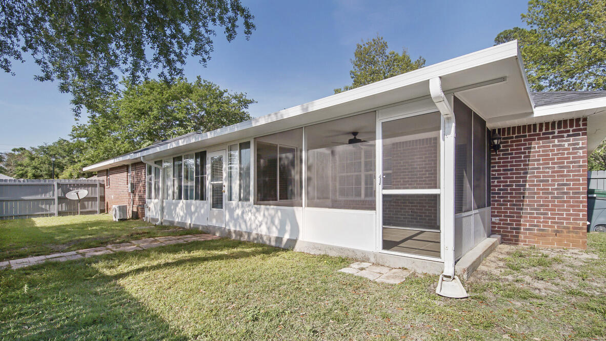 MACK BAYOU POINTE S/D - Residential Lease