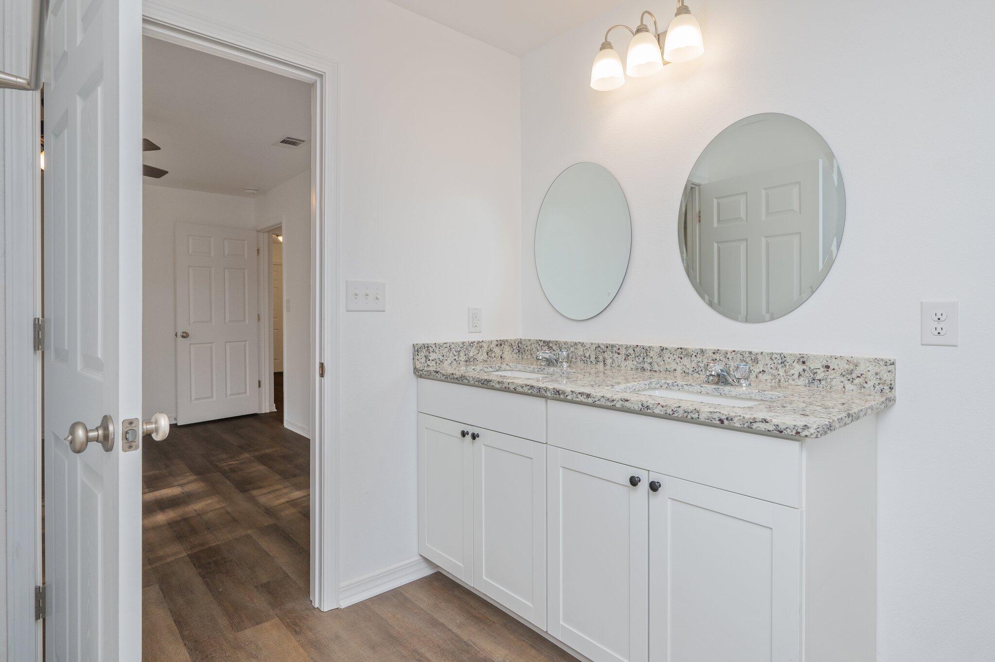 DORIS ALENE - Residential